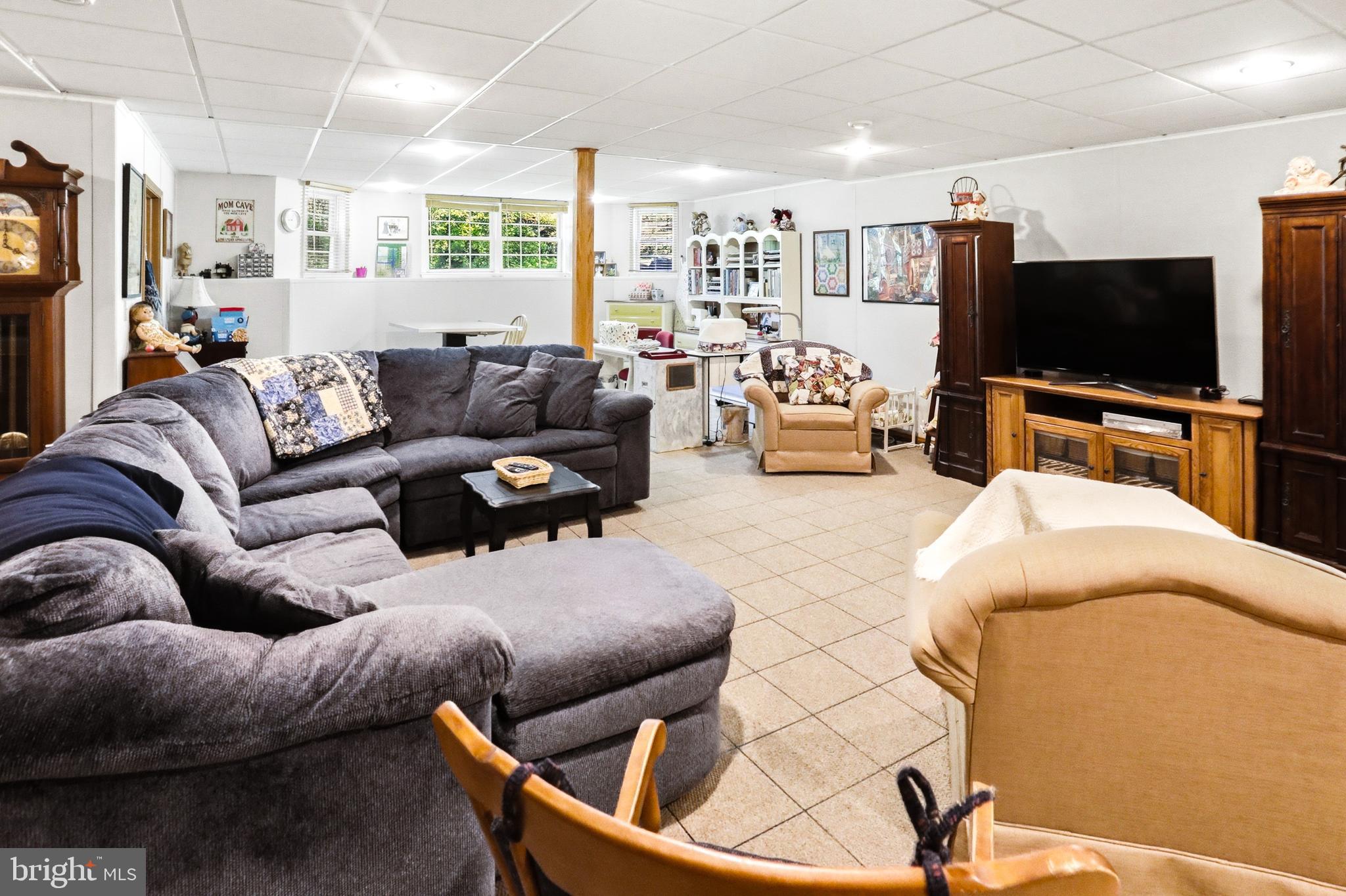 HIGHLANDS-GLENMOOR - Residential
