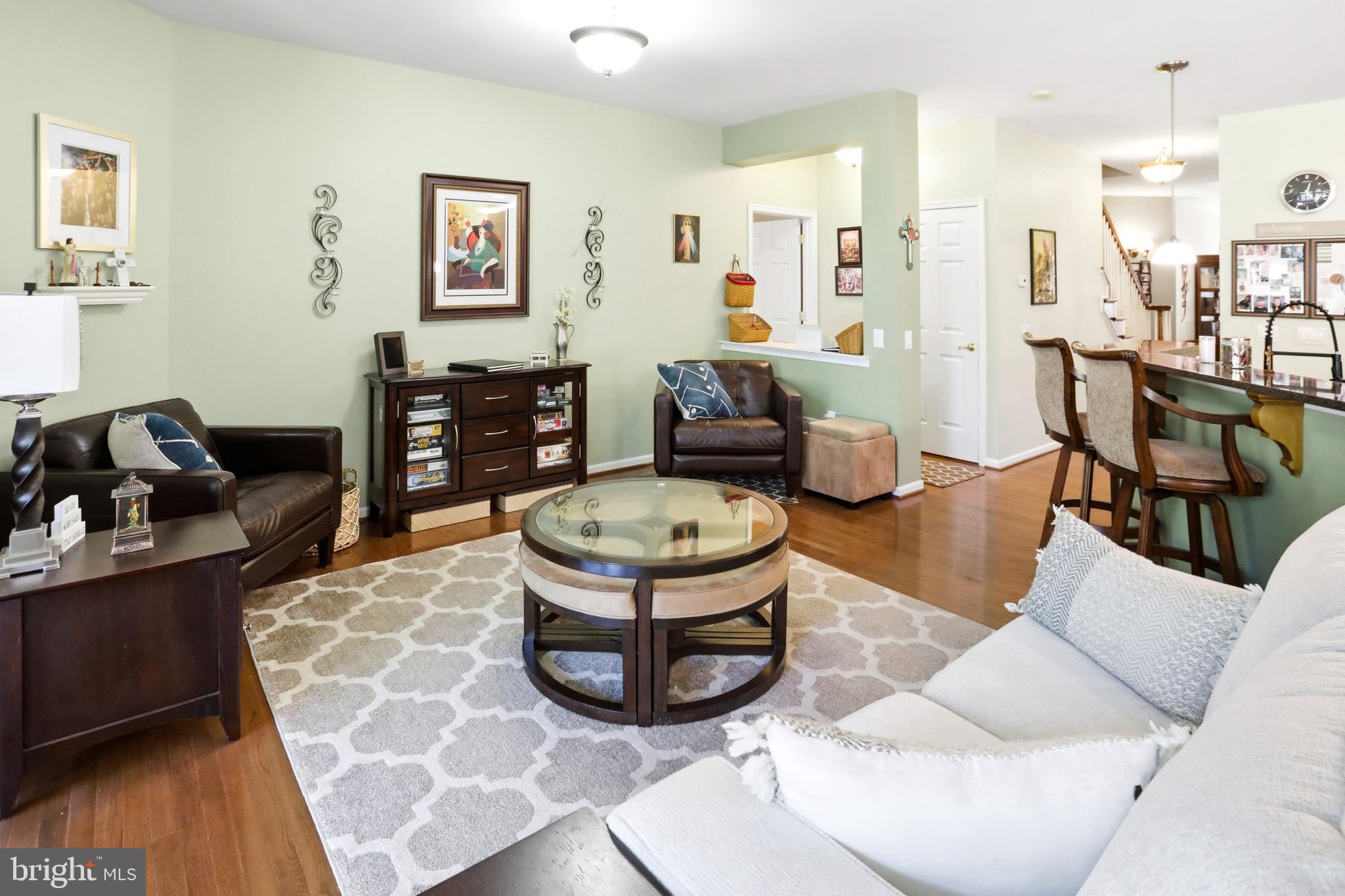 HIGHLANDS-GLENMOOR - Residential