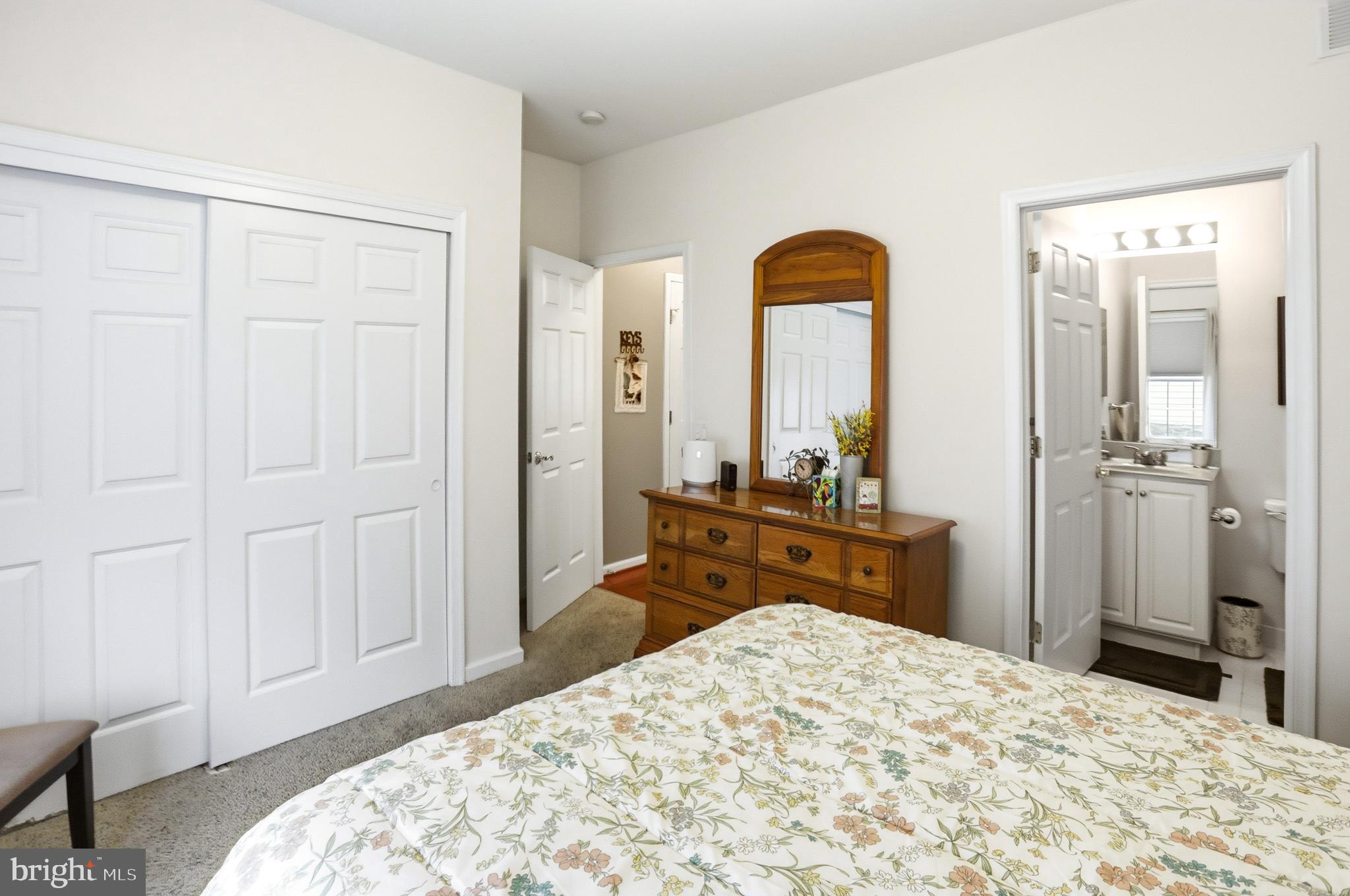 HIGHLANDS-GLENMOOR - Residential