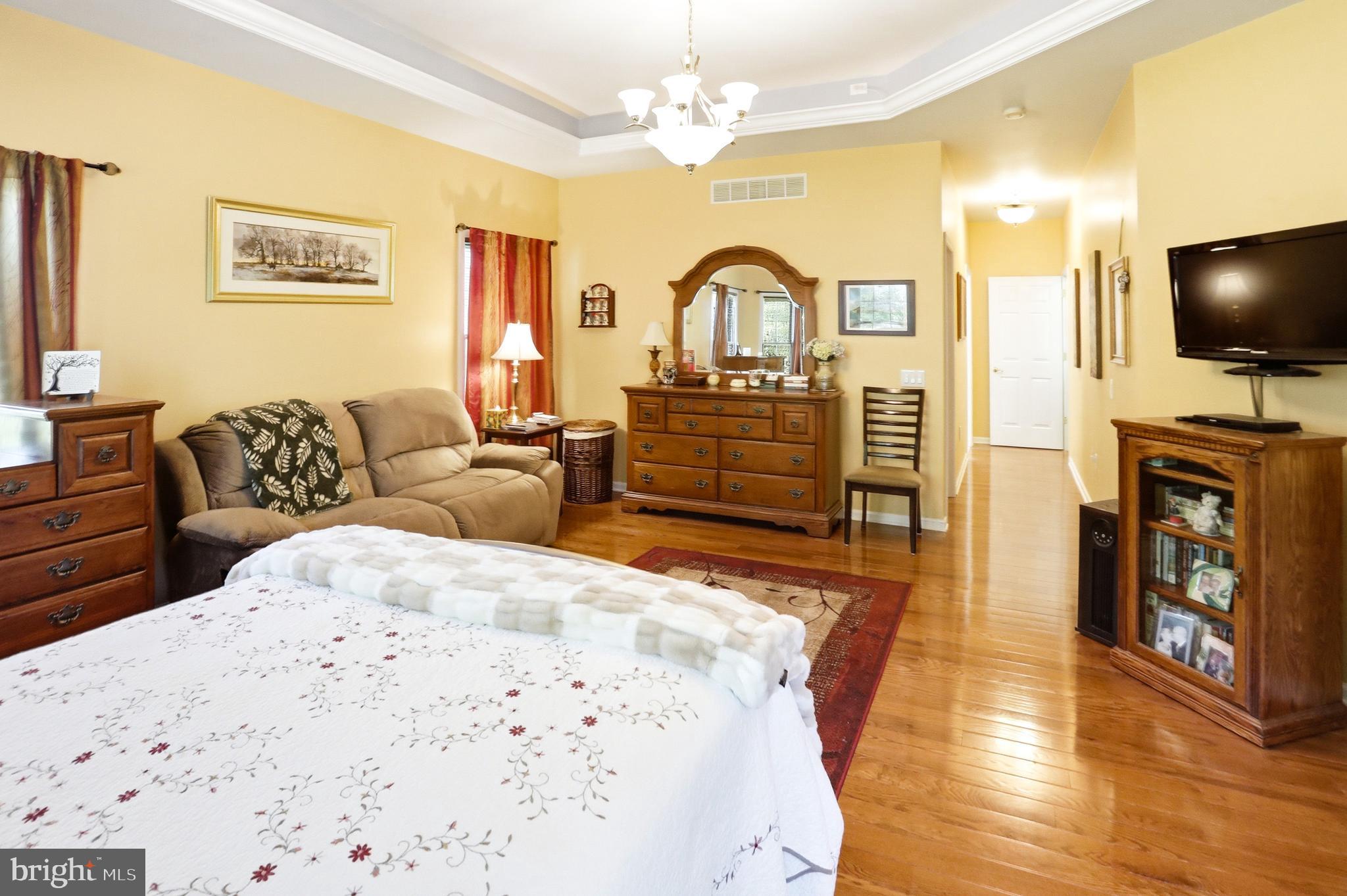 HIGHLANDS-GLENMOOR - Residential