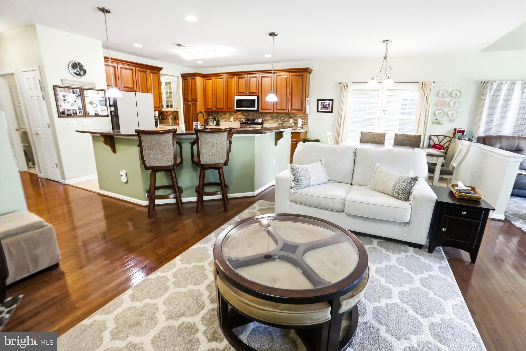 HIGHLANDS-GLENMOOR - Residential