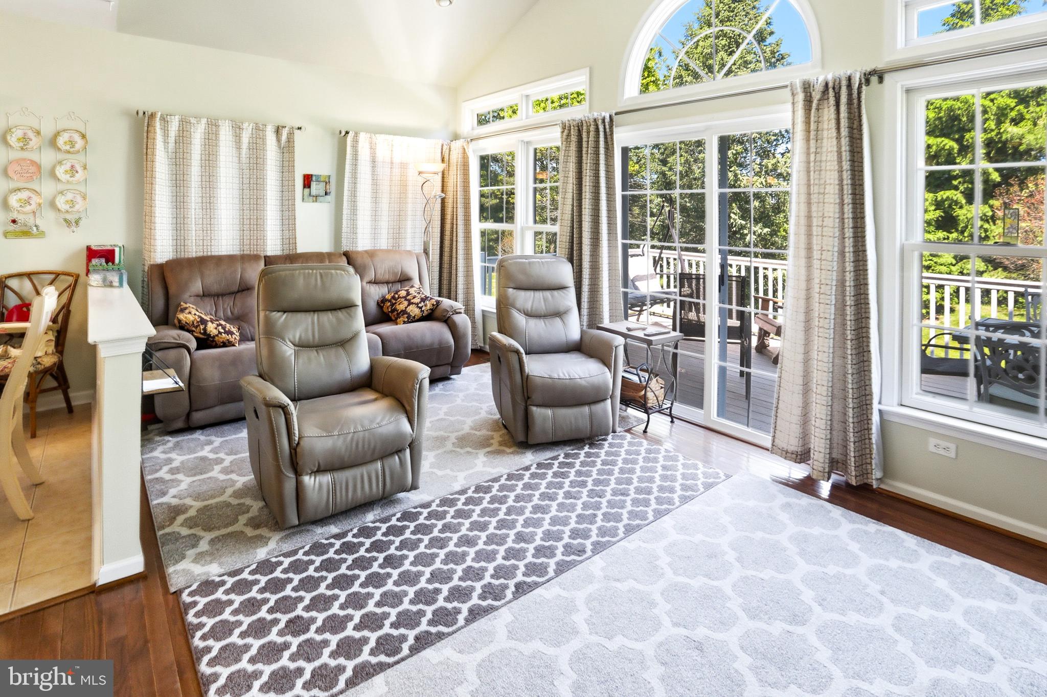 HIGHLANDS-GLENMOOR - Residential