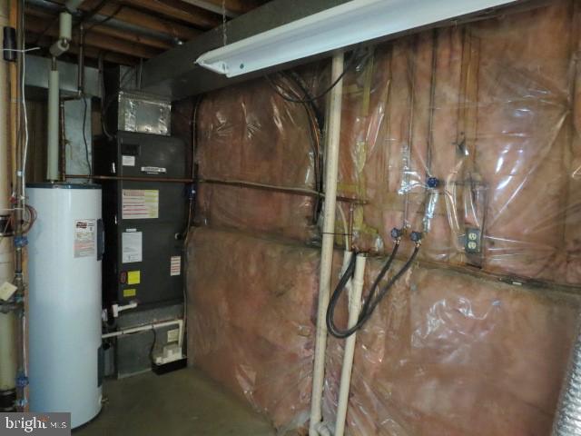 AMBER MEADOWS - Residential