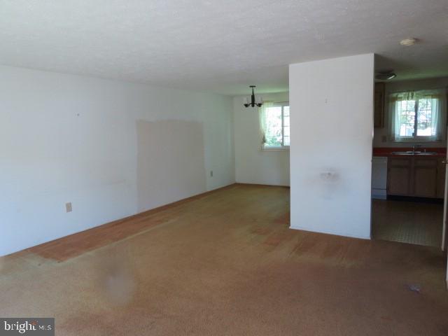 AMBER MEADOWS - Residential