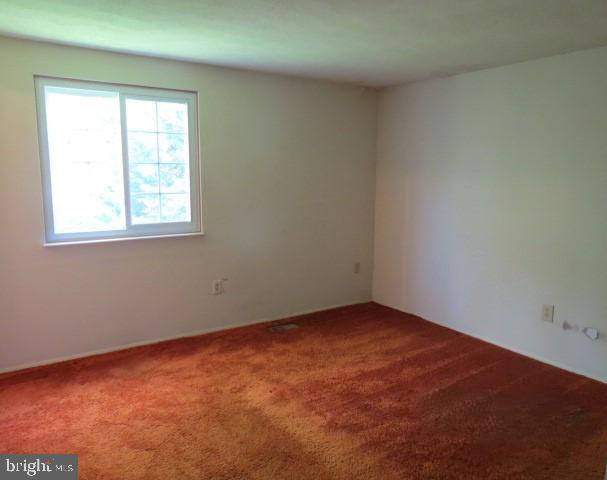 AMBER MEADOWS - Residential