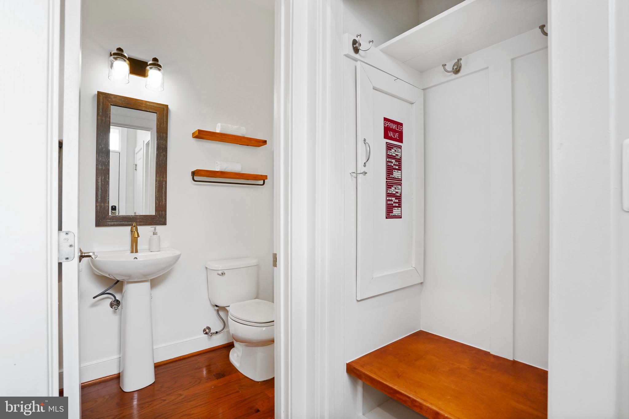 POTOMAC  YARDS - Residential