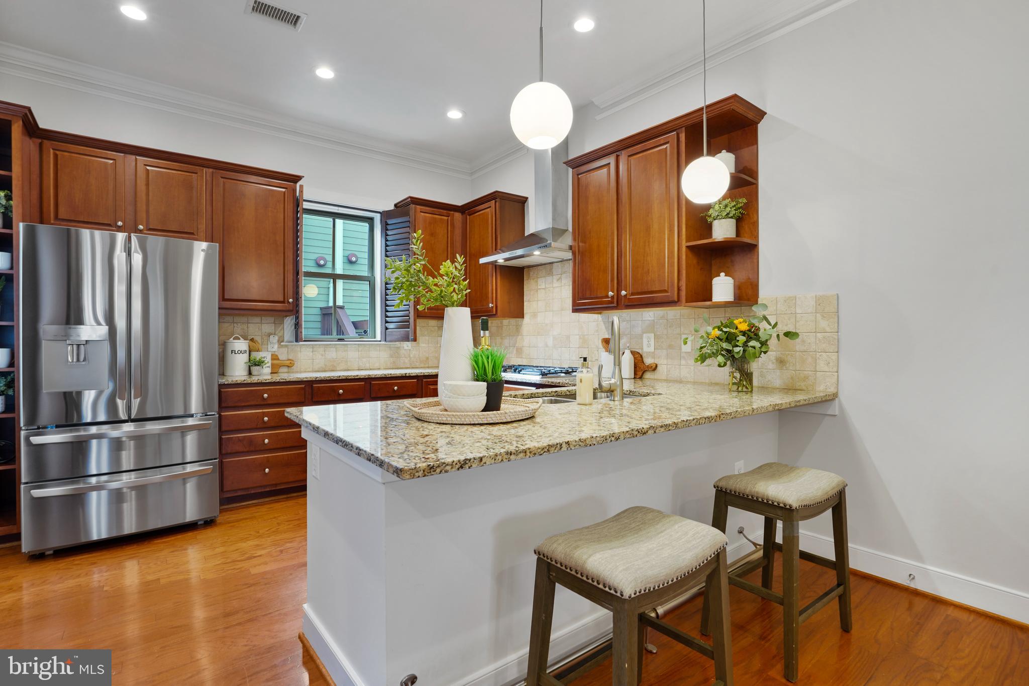 POTOMAC  YARDS - Residential