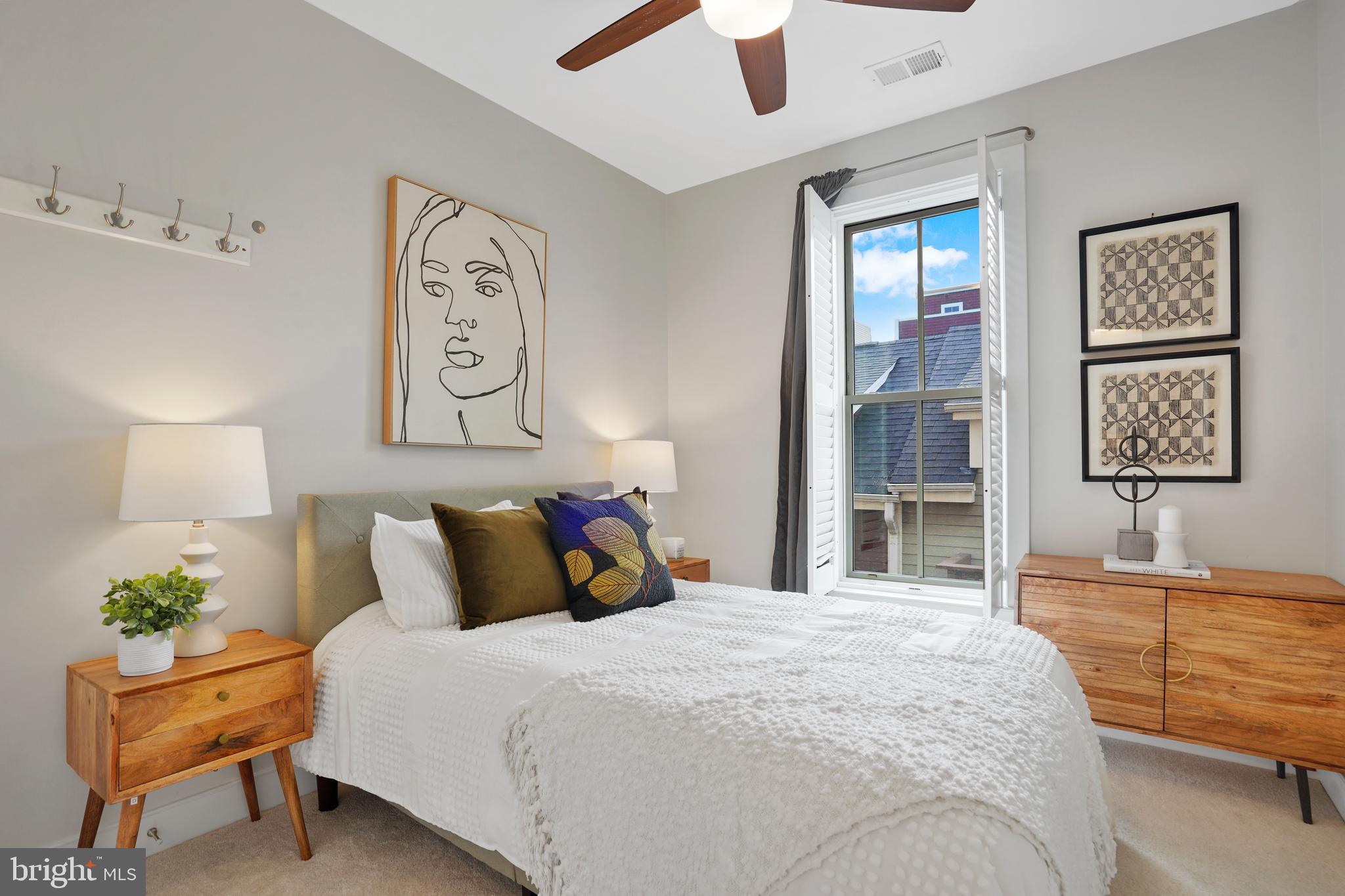 POTOMAC  YARDS - Residential