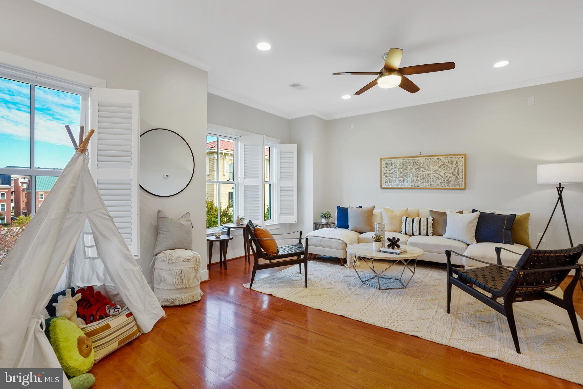 POTOMAC  YARDS - Residential