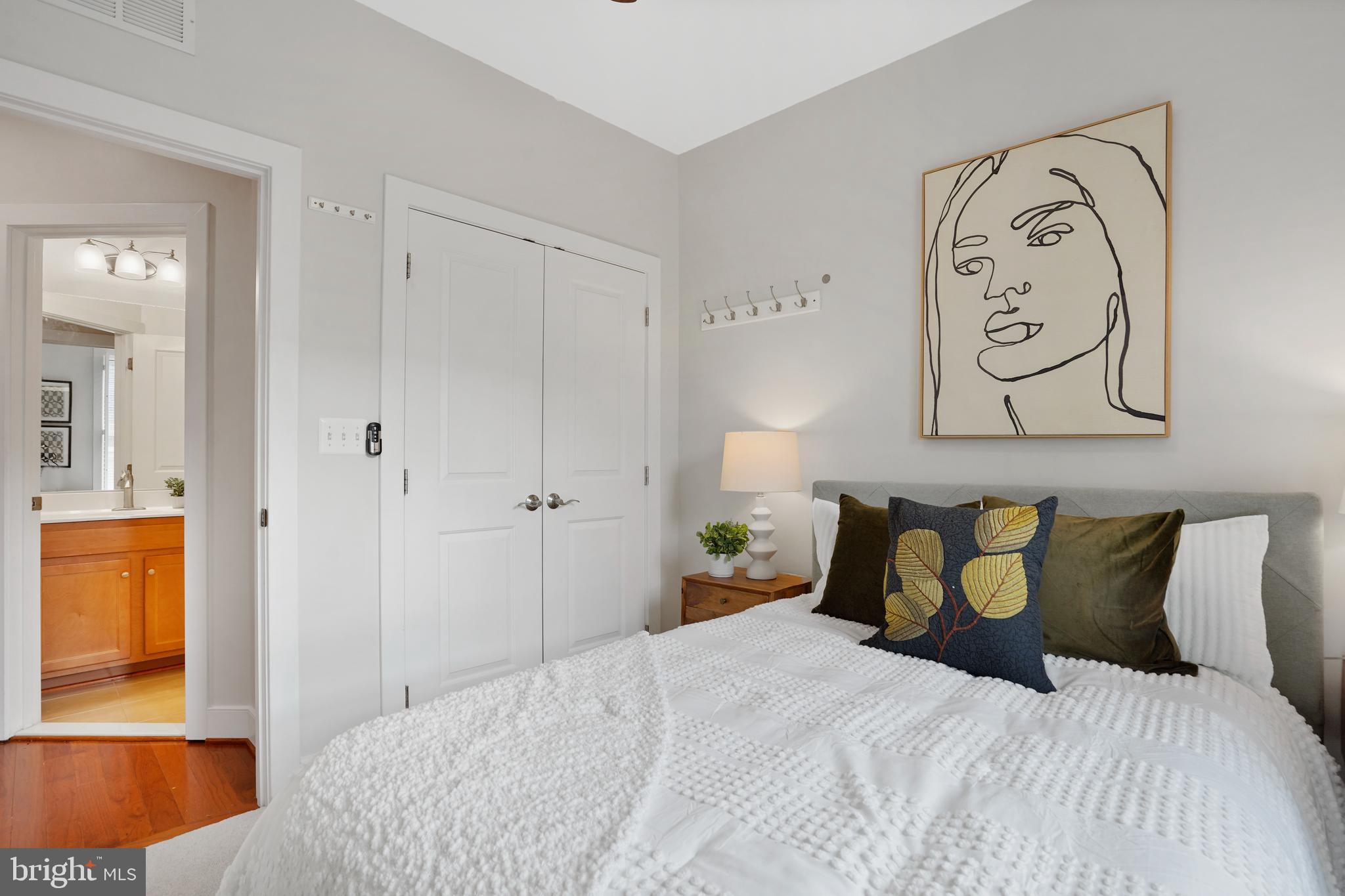 POTOMAC  YARDS - Residential