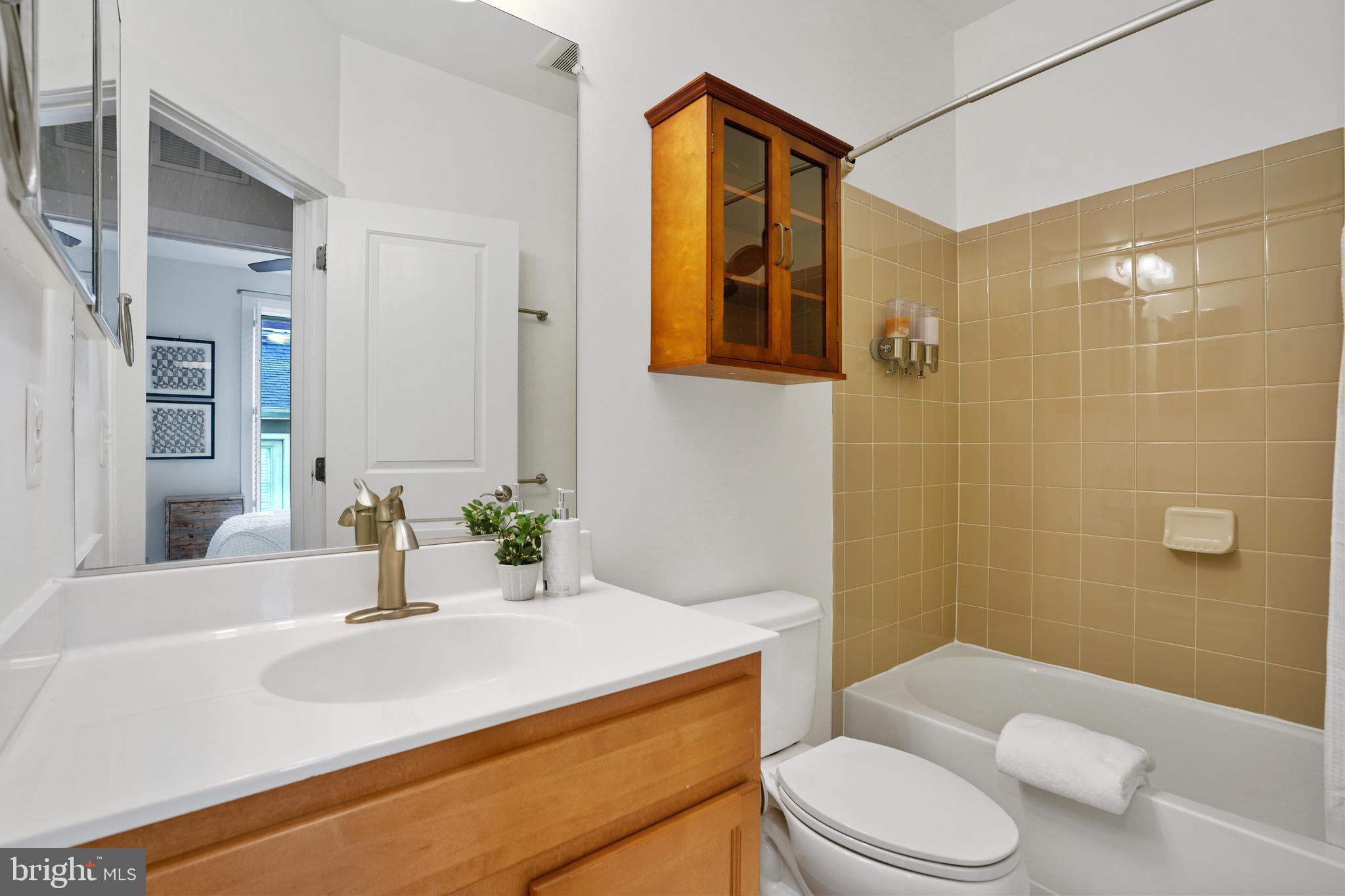 POTOMAC  YARDS - Residential