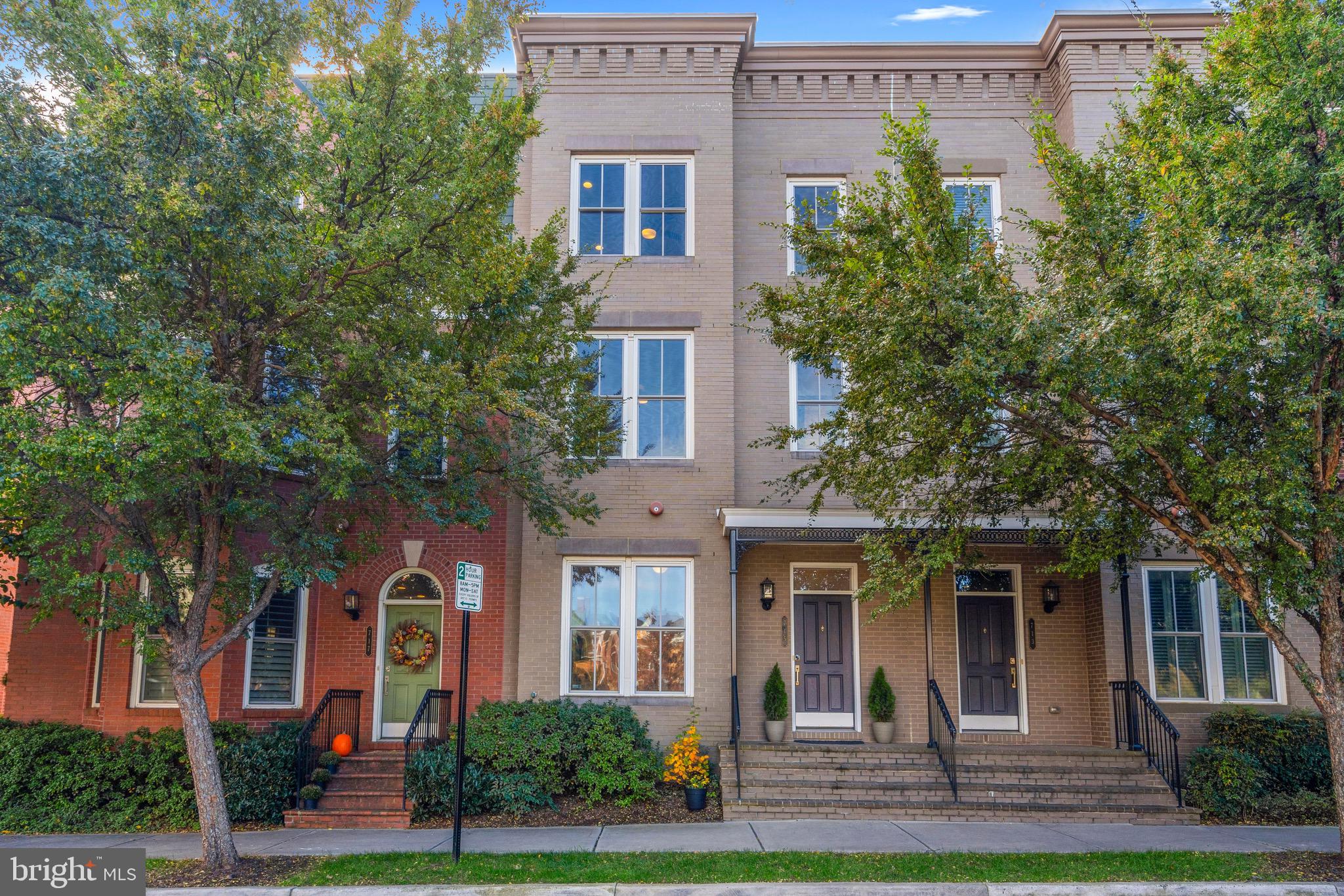 POTOMAC  YARDS - Residential