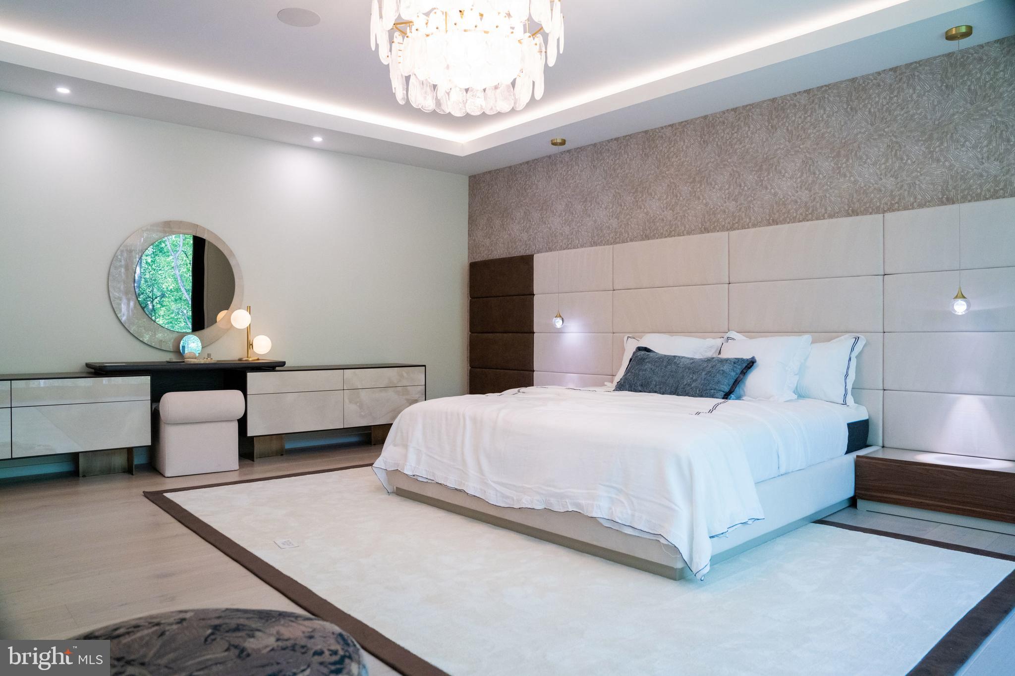 PINE RIDGE - Residential