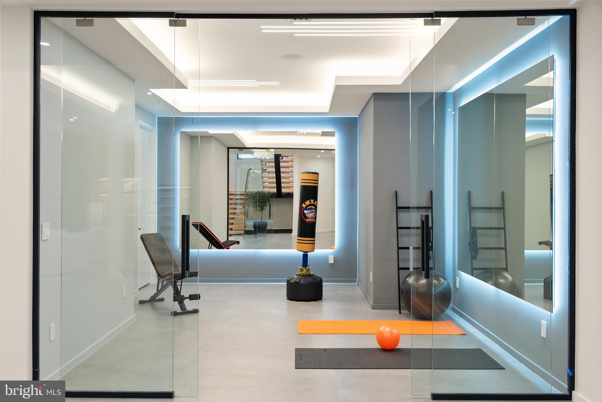 PINE RIDGE - Residential