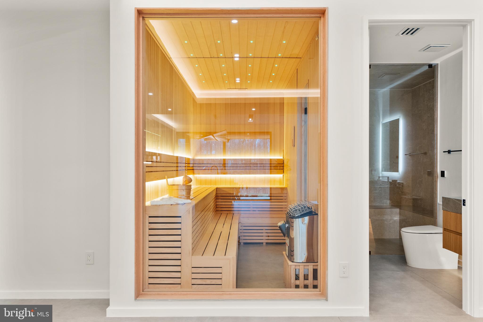 PINE RIDGE - Residential