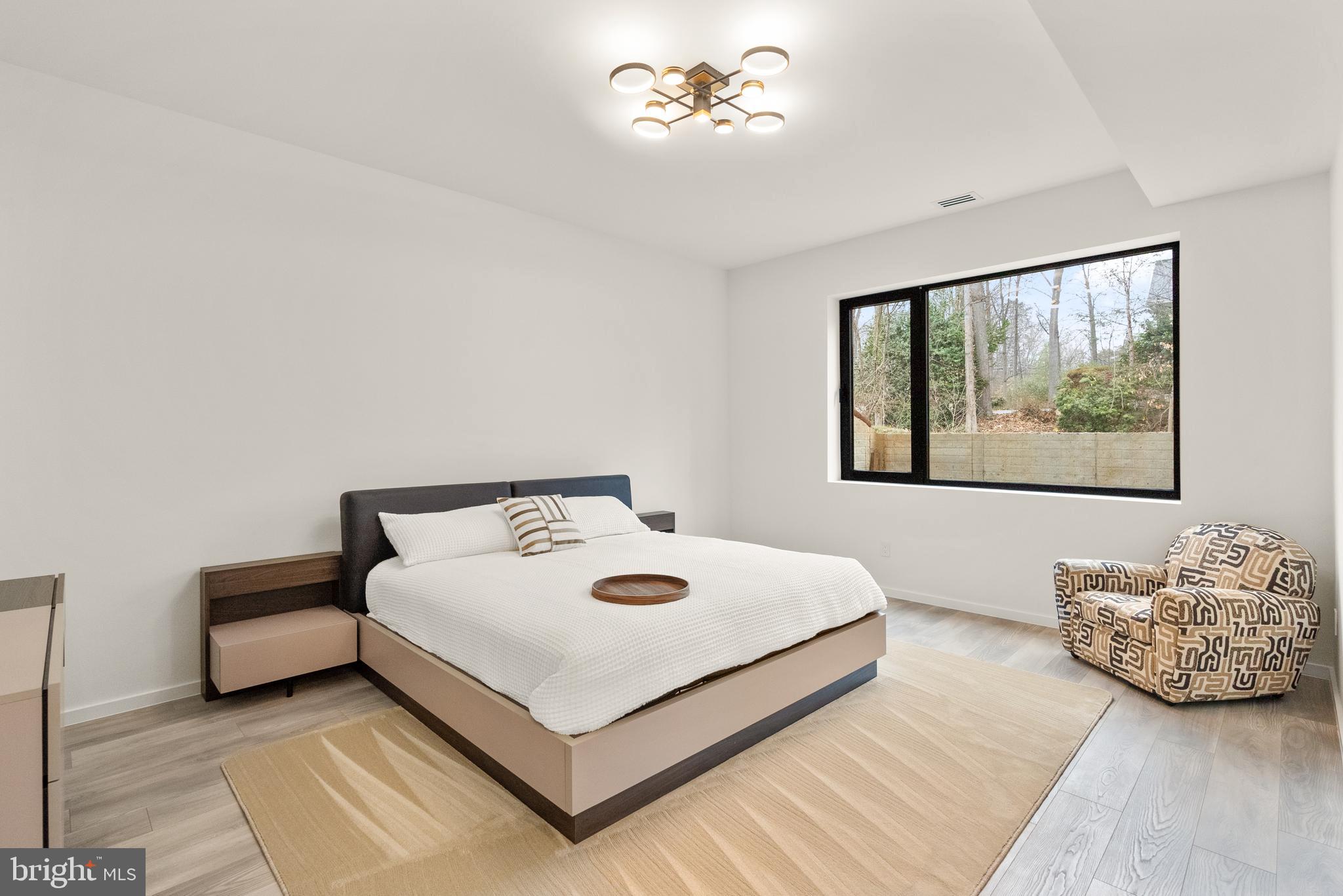 PINE RIDGE - Residential