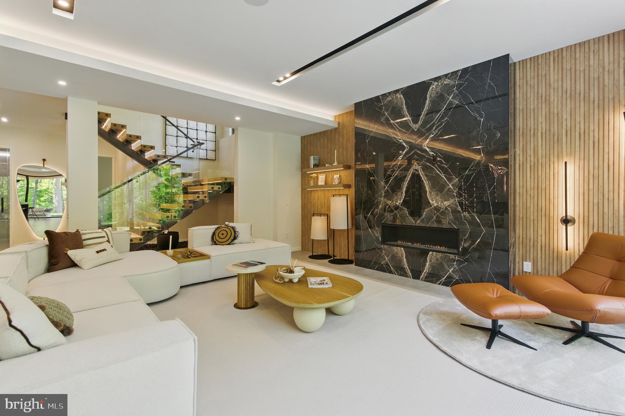 PINE RIDGE - Residential