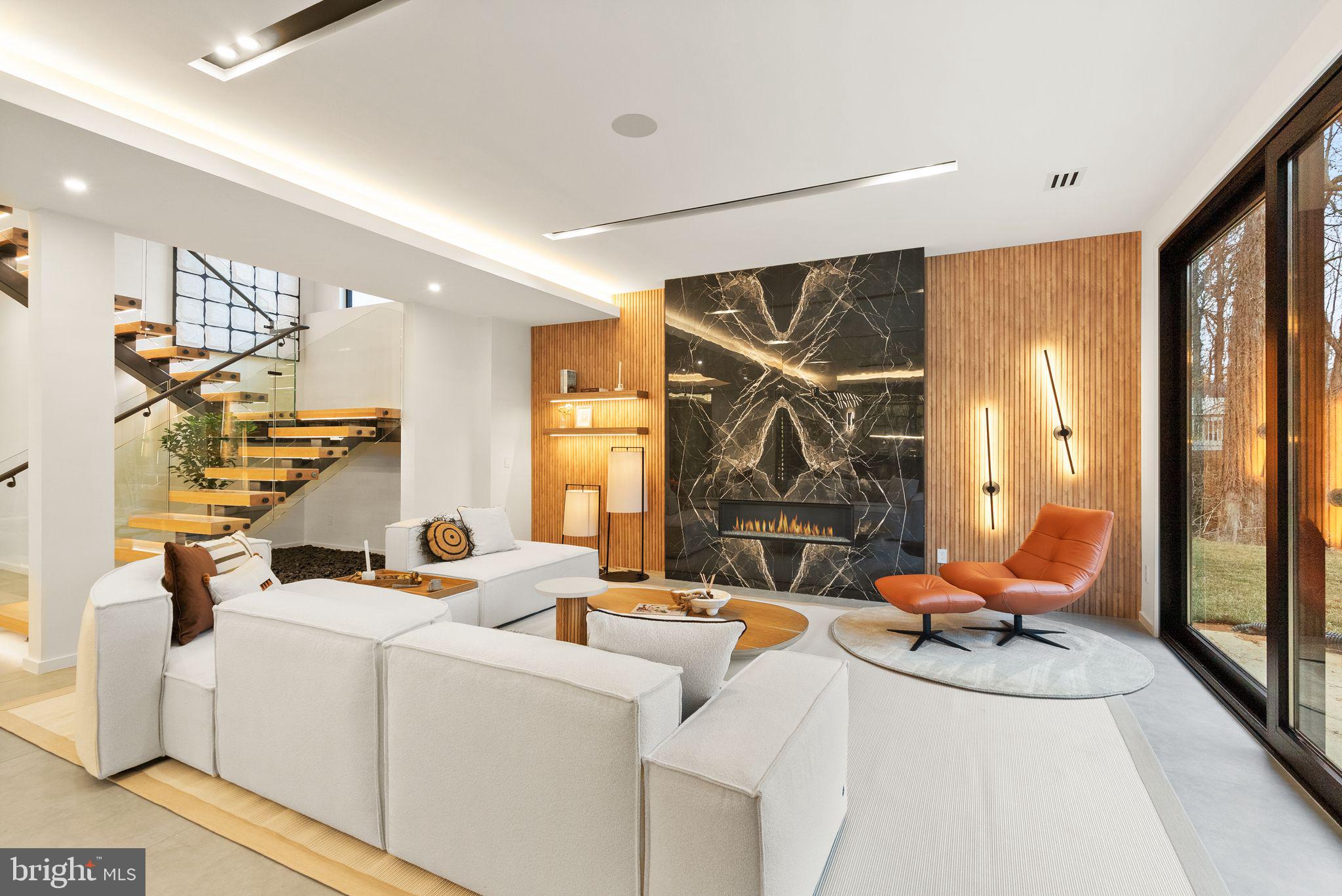 PINE RIDGE - Residential