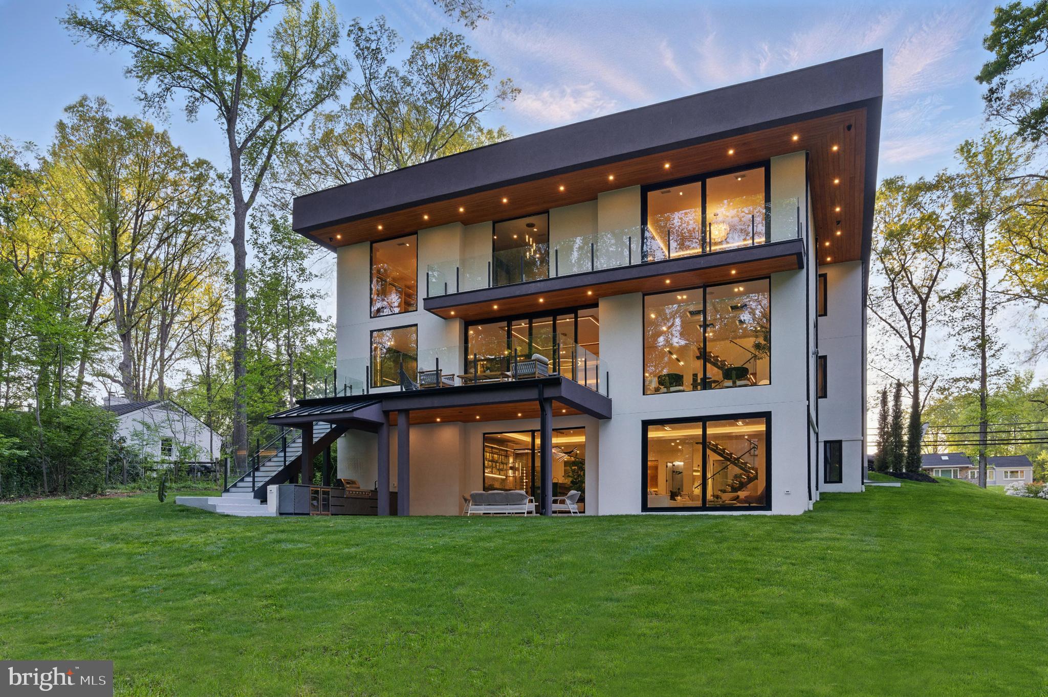 PINE RIDGE - Residential