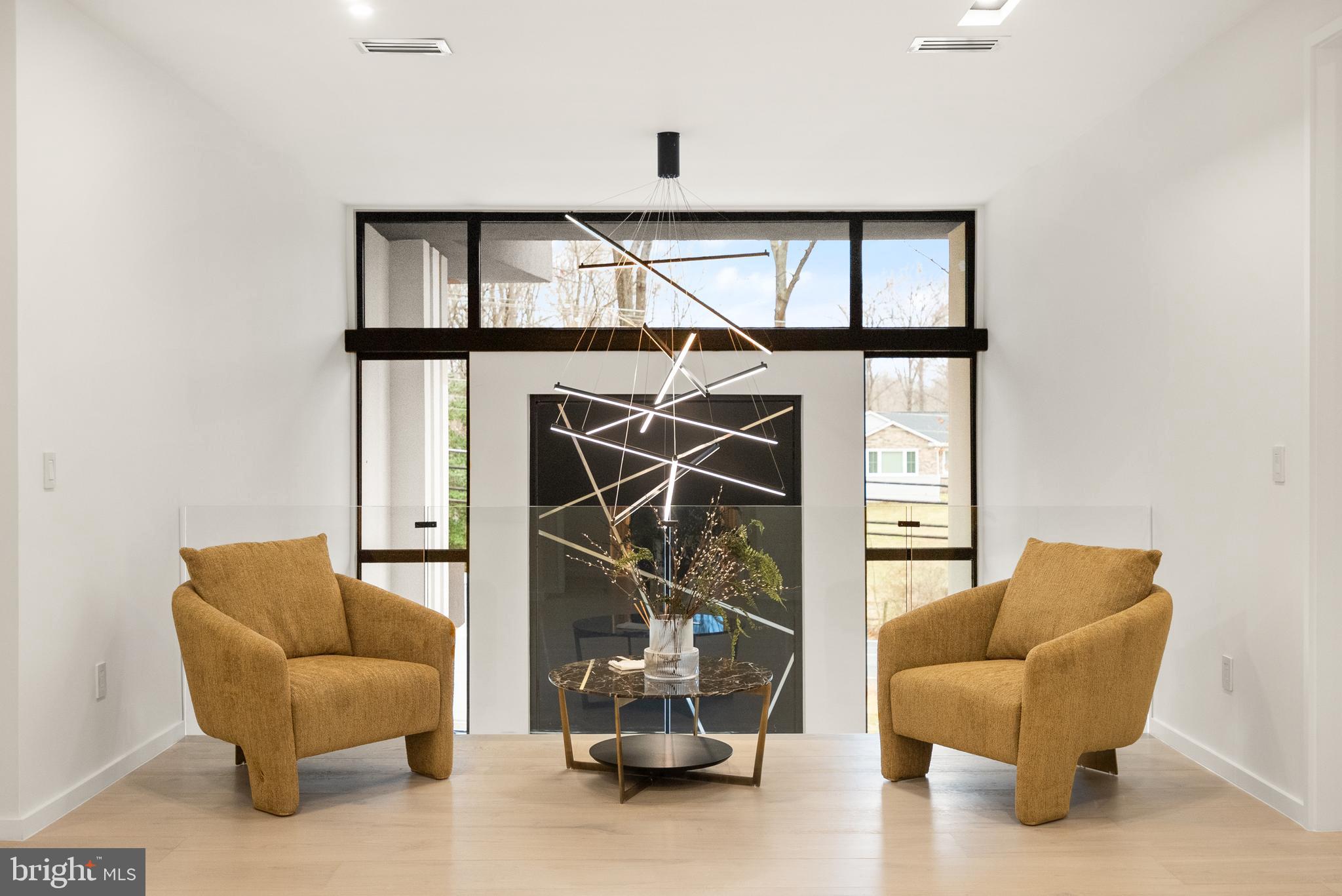 PINE RIDGE - Residential