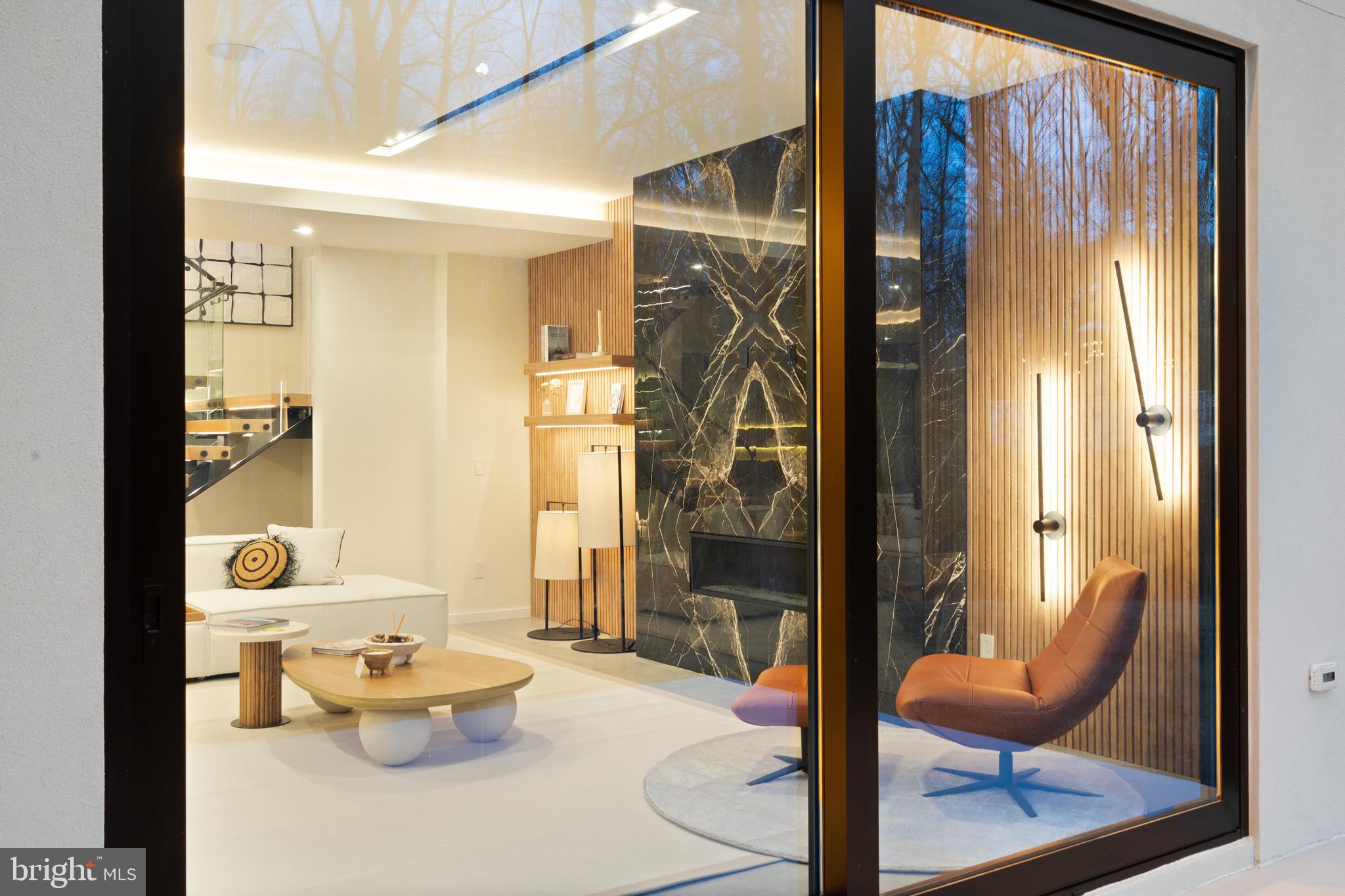 PINE RIDGE - Residential