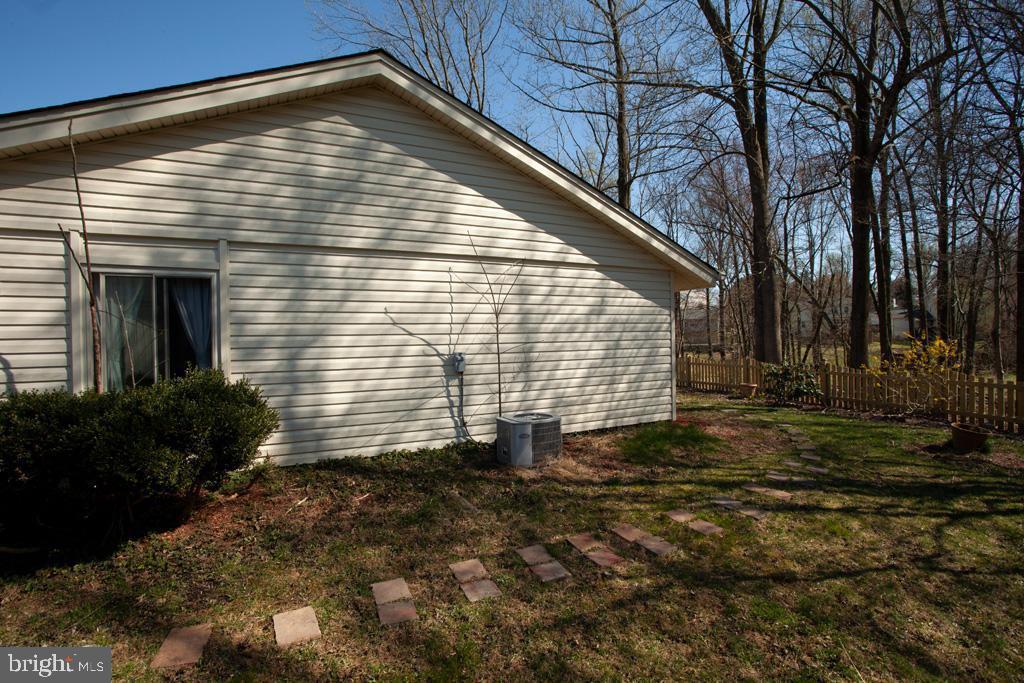 AQUARIUS AT BEL PRE - Residential Lease