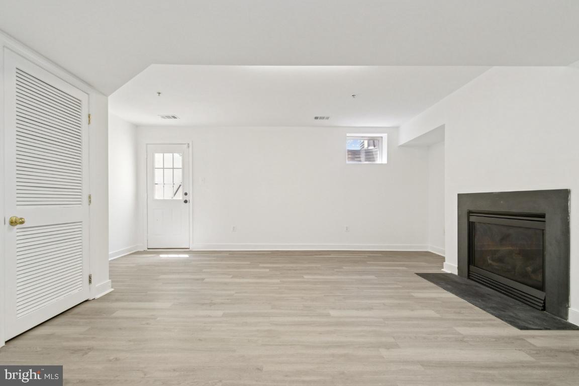 CATONSVILLE MEWS - Residential Lease