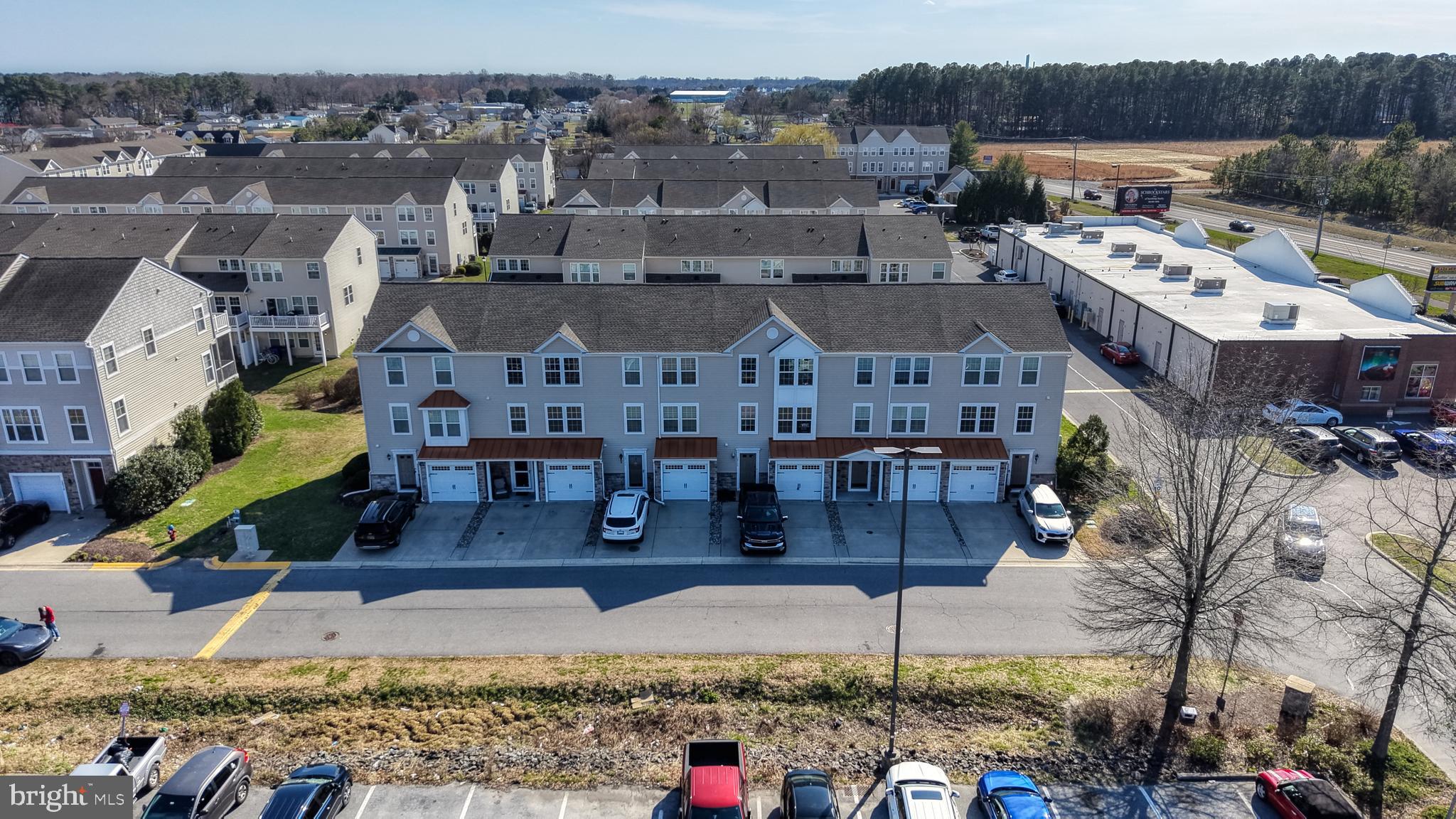 VICTORIAS LANDING - Residential