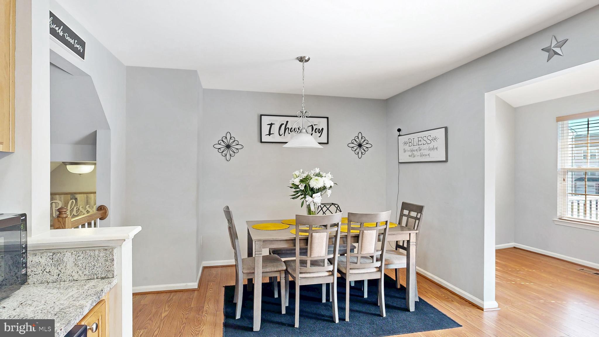 VICTORIAS LANDING - Residential