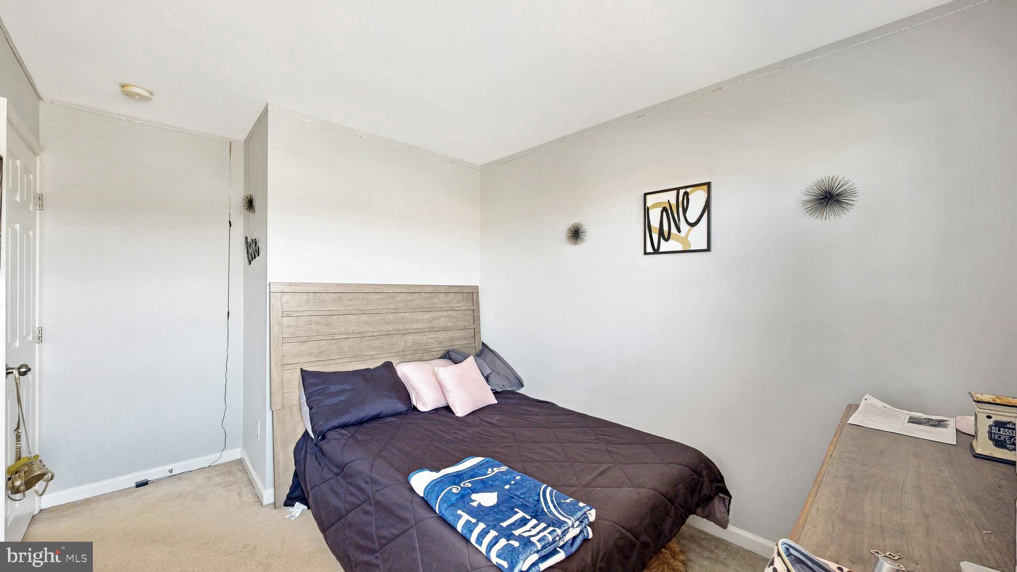 VICTORIAS LANDING - Residential