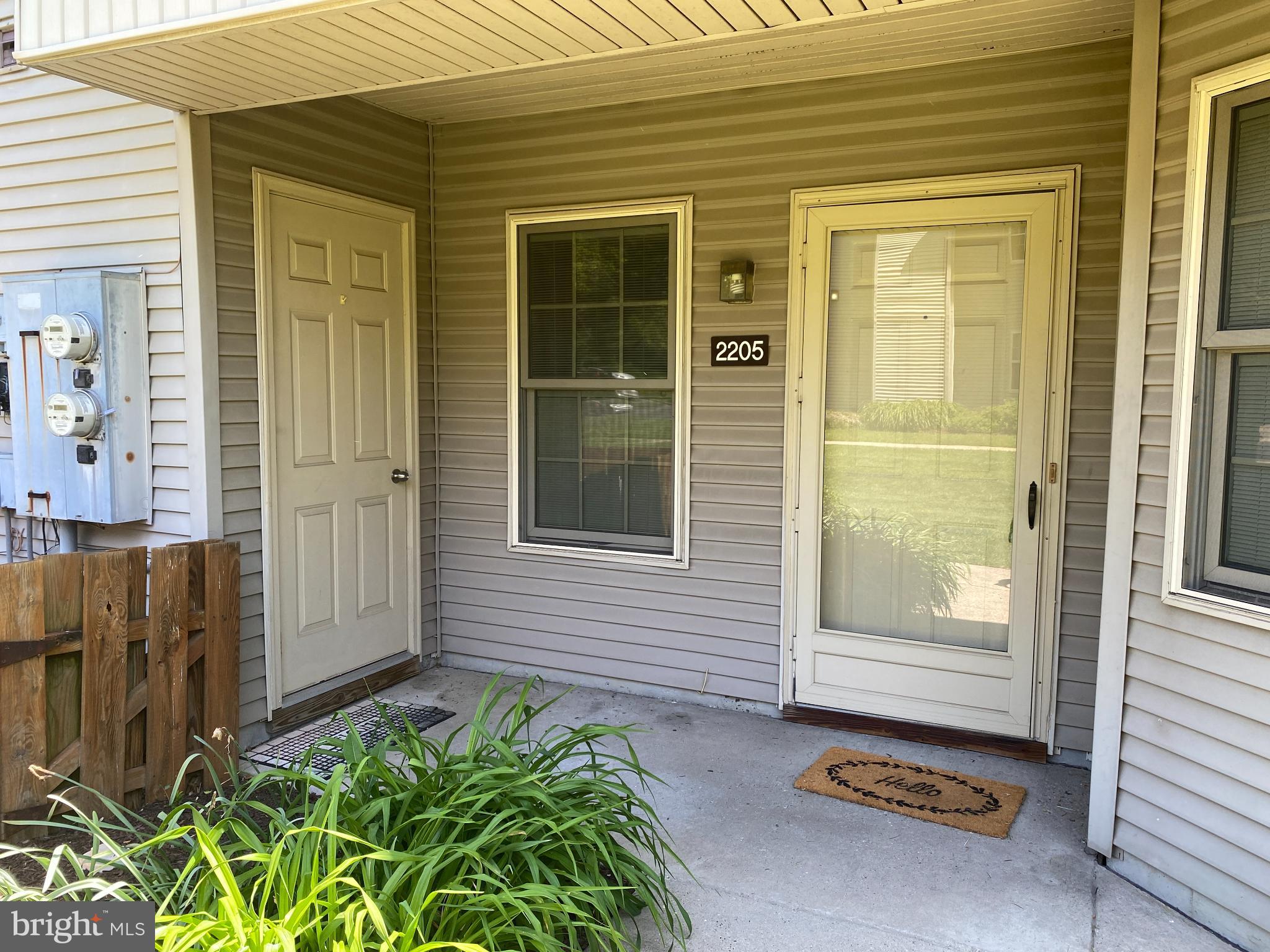 Beautiful ground level condo with 2 bedrooms & 2 full baths. This home shows very well and is part of the Makefield Glen Association providing play areas and a community swimming pool. Both bathrooms have recently been updated. Hardwood floors in the dining and living rooms. The bedrooms have wood planked flooring. Convenient full laundry room with washer and dryer. The fireplace is for decoration and is not to be used. Private fenced patio. Close to shopping, major roads and restaurants. One pet allowed with an additional $75 monthly fee.