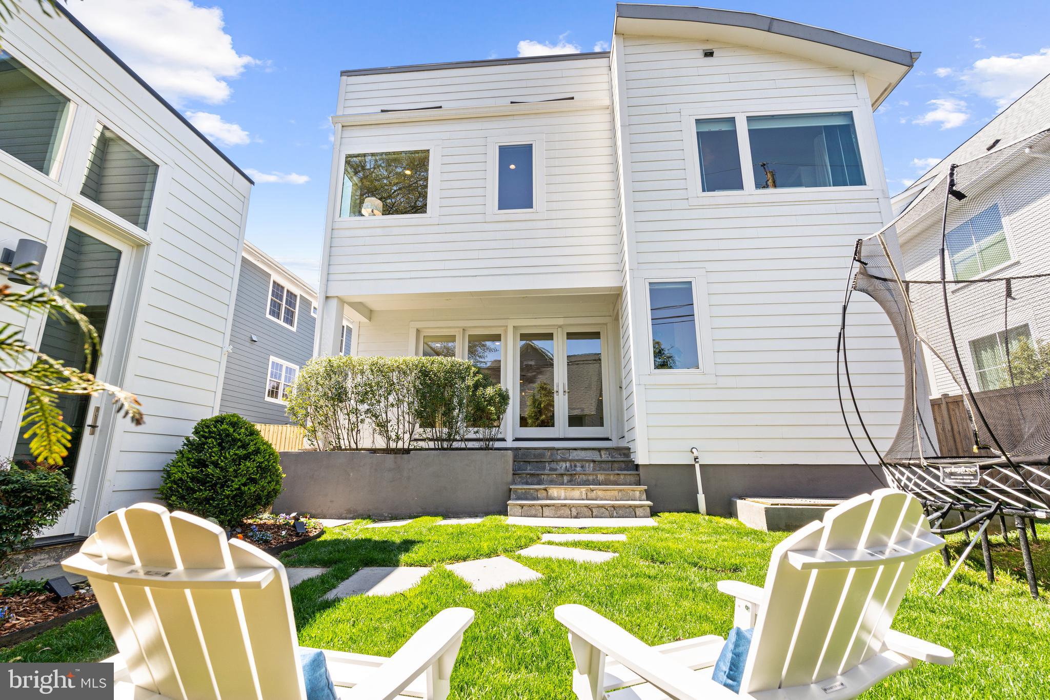 BERKSHIRE OAKWOOD - Residential