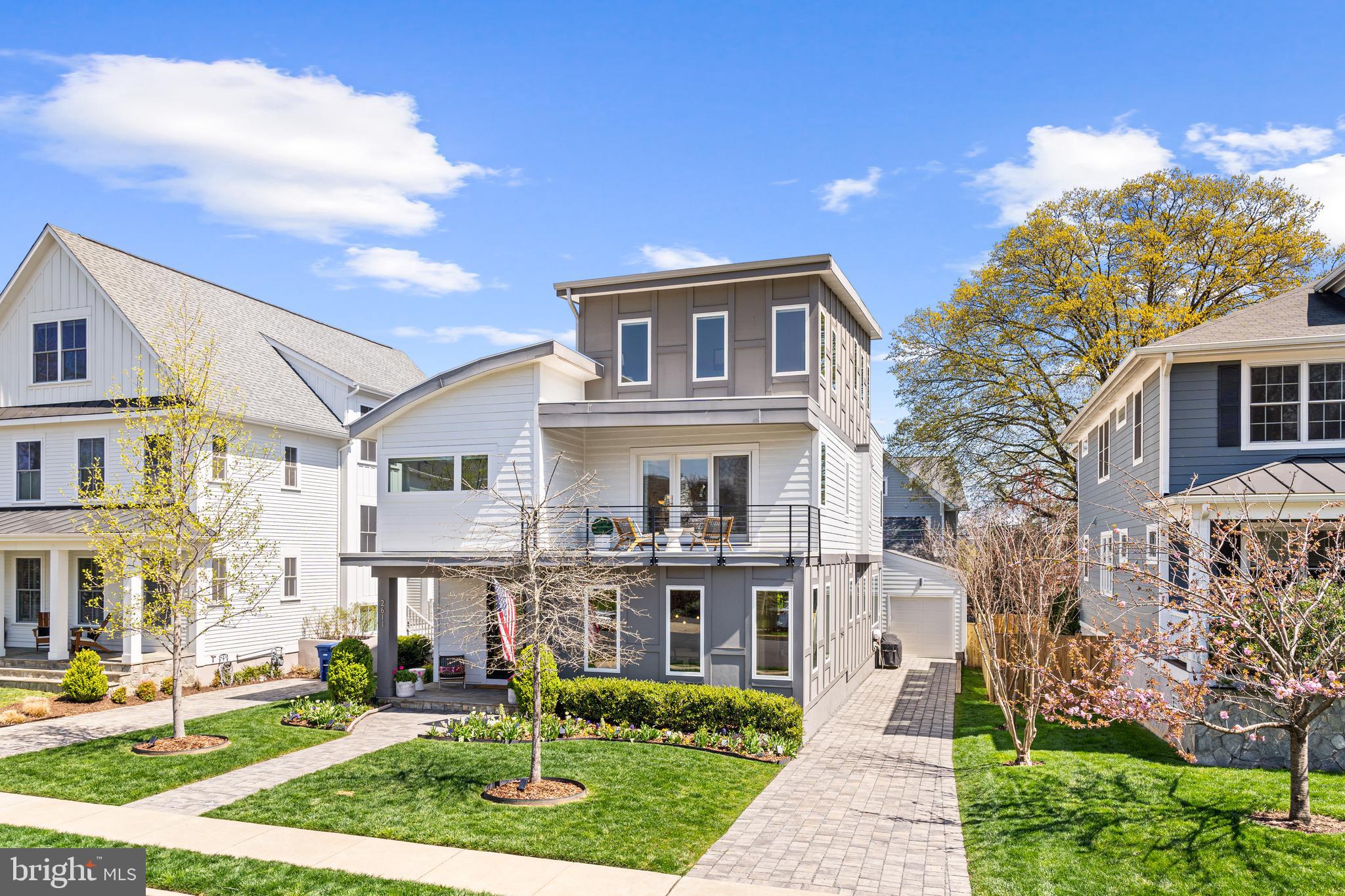 BERKSHIRE OAKWOOD - Residential