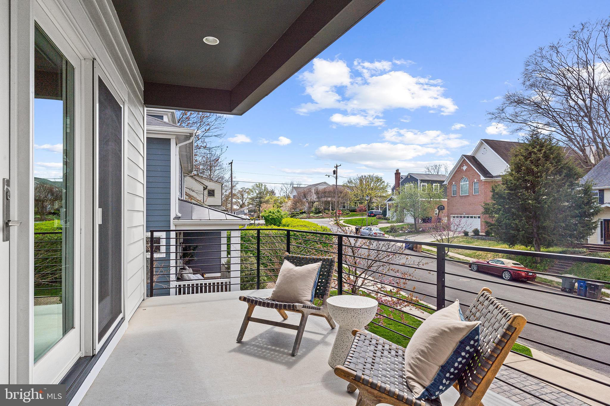 BERKSHIRE OAKWOOD - Residential