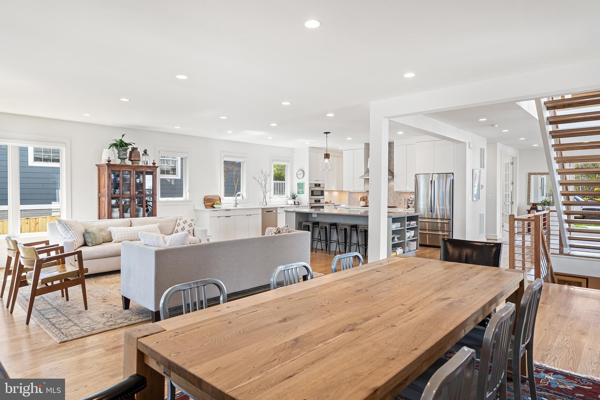 BERKSHIRE OAKWOOD - Residential