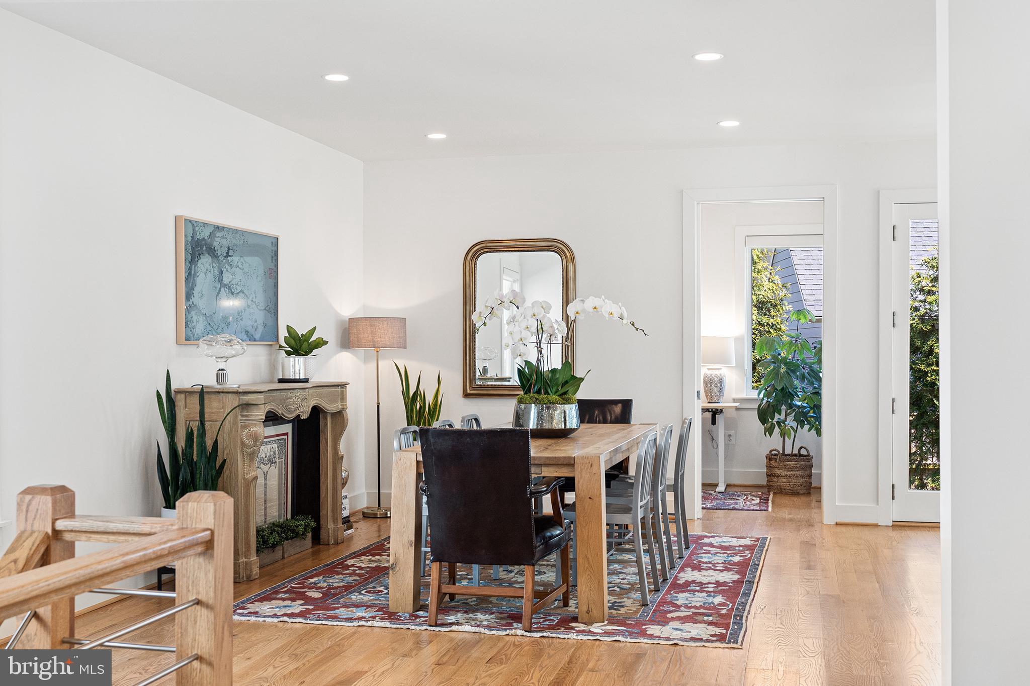 BERKSHIRE OAKWOOD - Residential