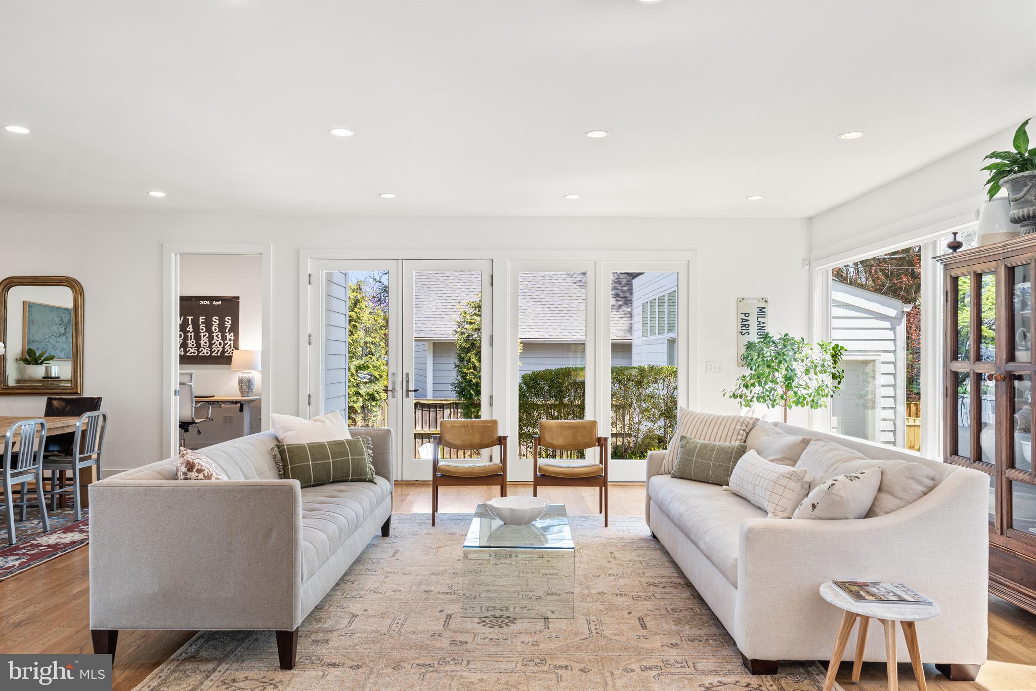 BERKSHIRE OAKWOOD - Residential