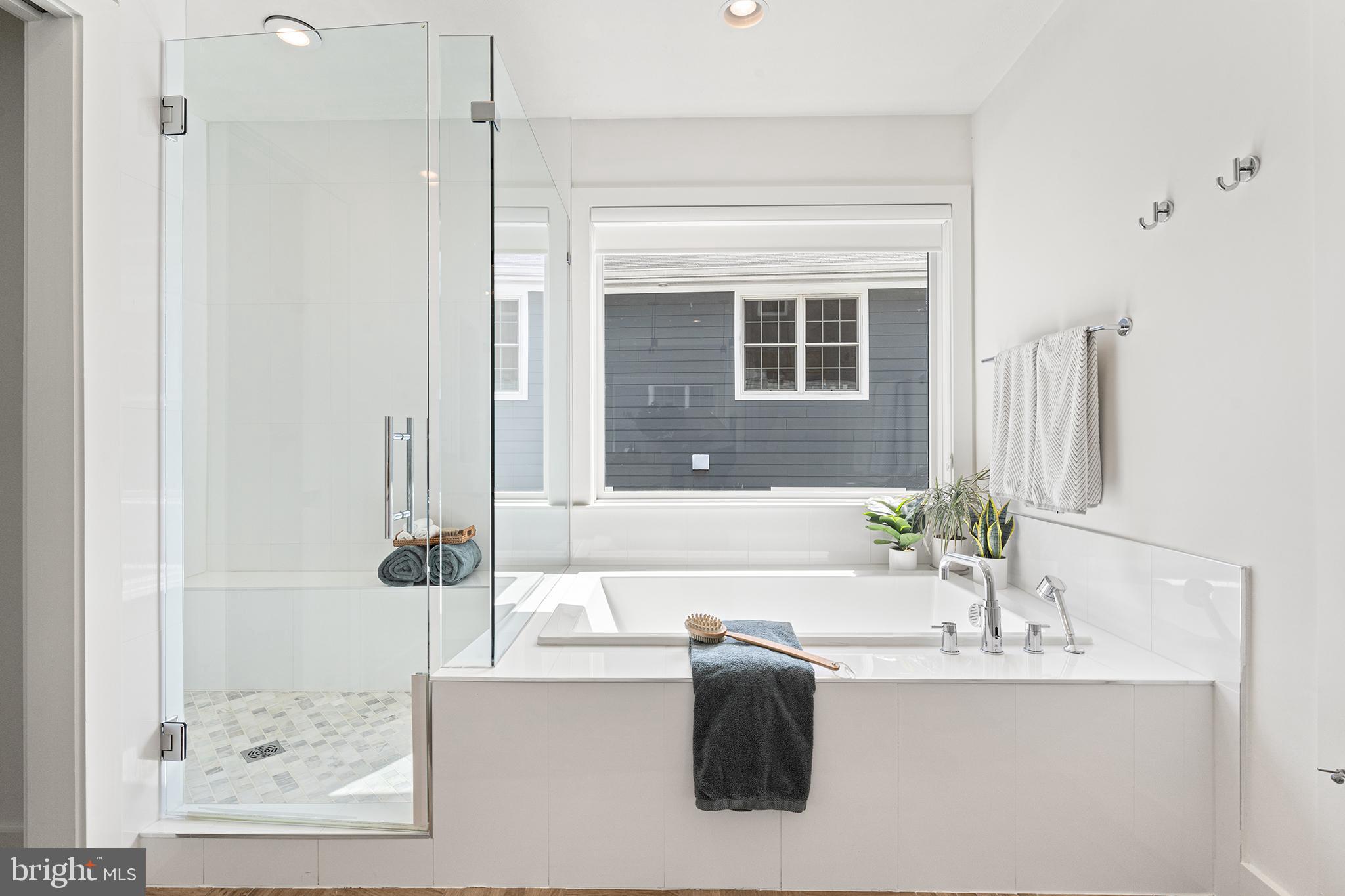 BERKSHIRE OAKWOOD - Residential