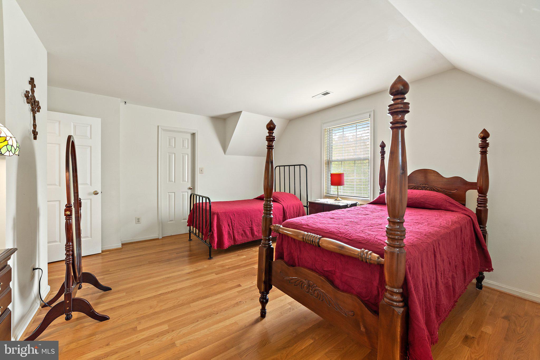 ERINBROOK - Residential