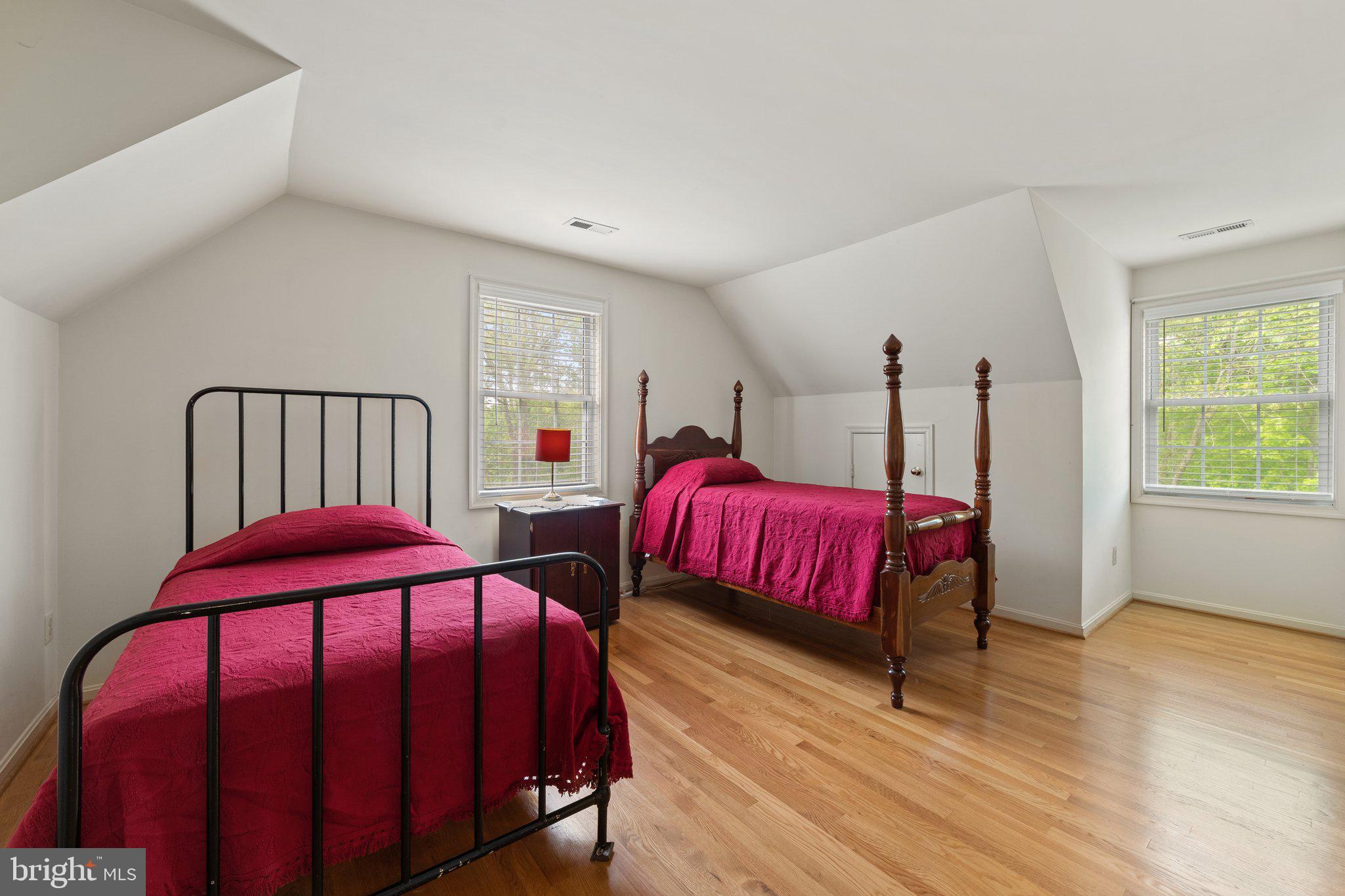 ERINBROOK - Residential
