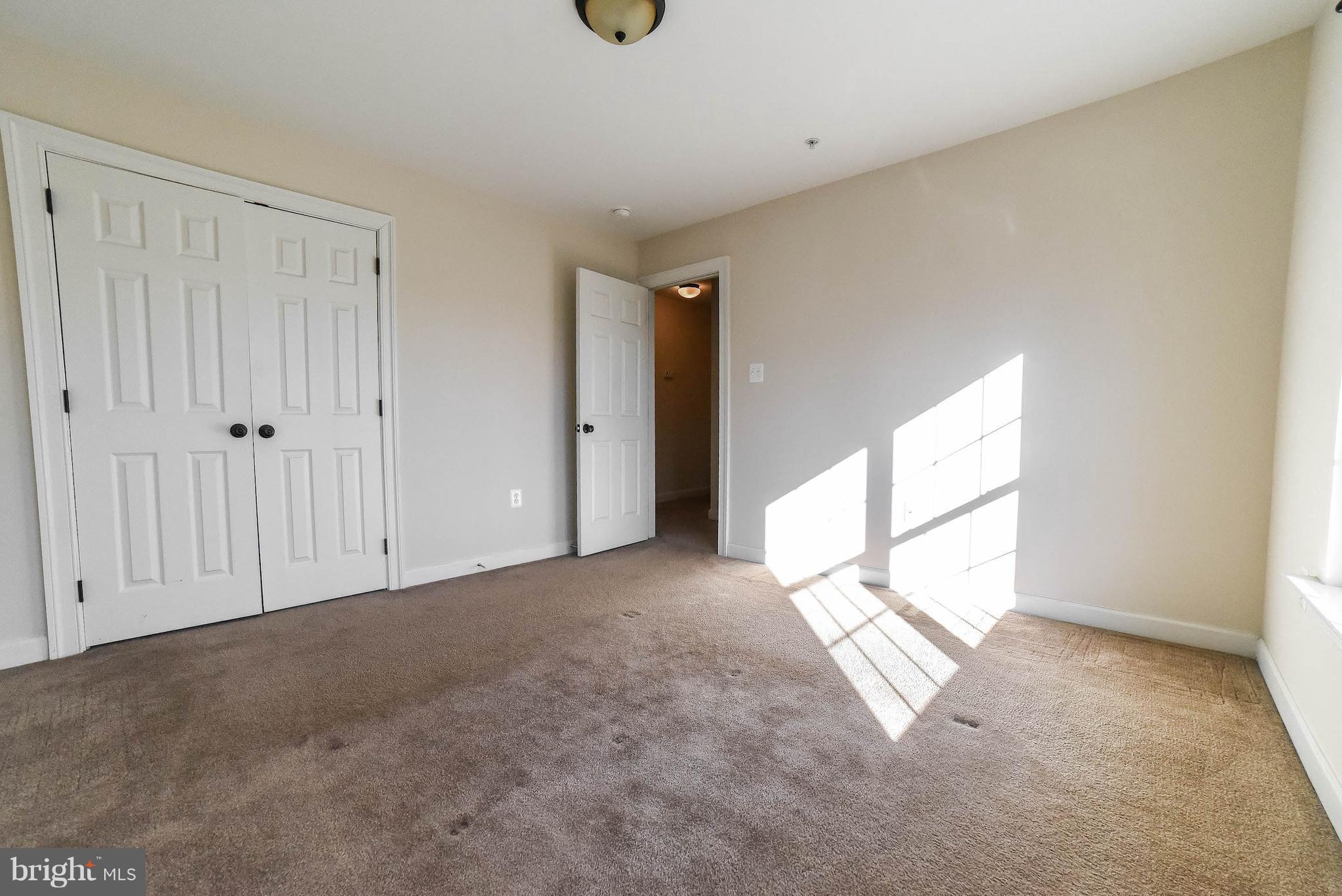 MATTINGLY AVE IND HEAD - Residential Lease