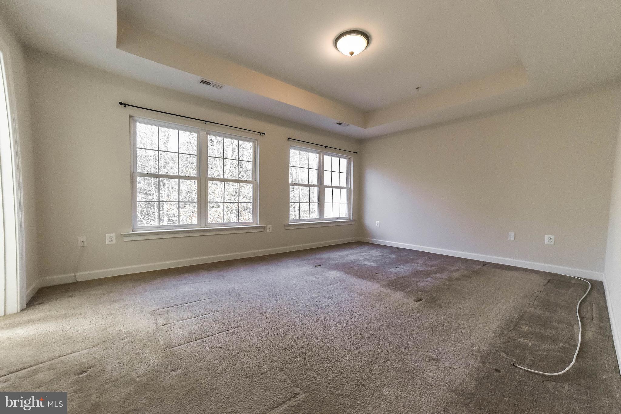 MATTINGLY AVE IND HEAD - Residential Lease