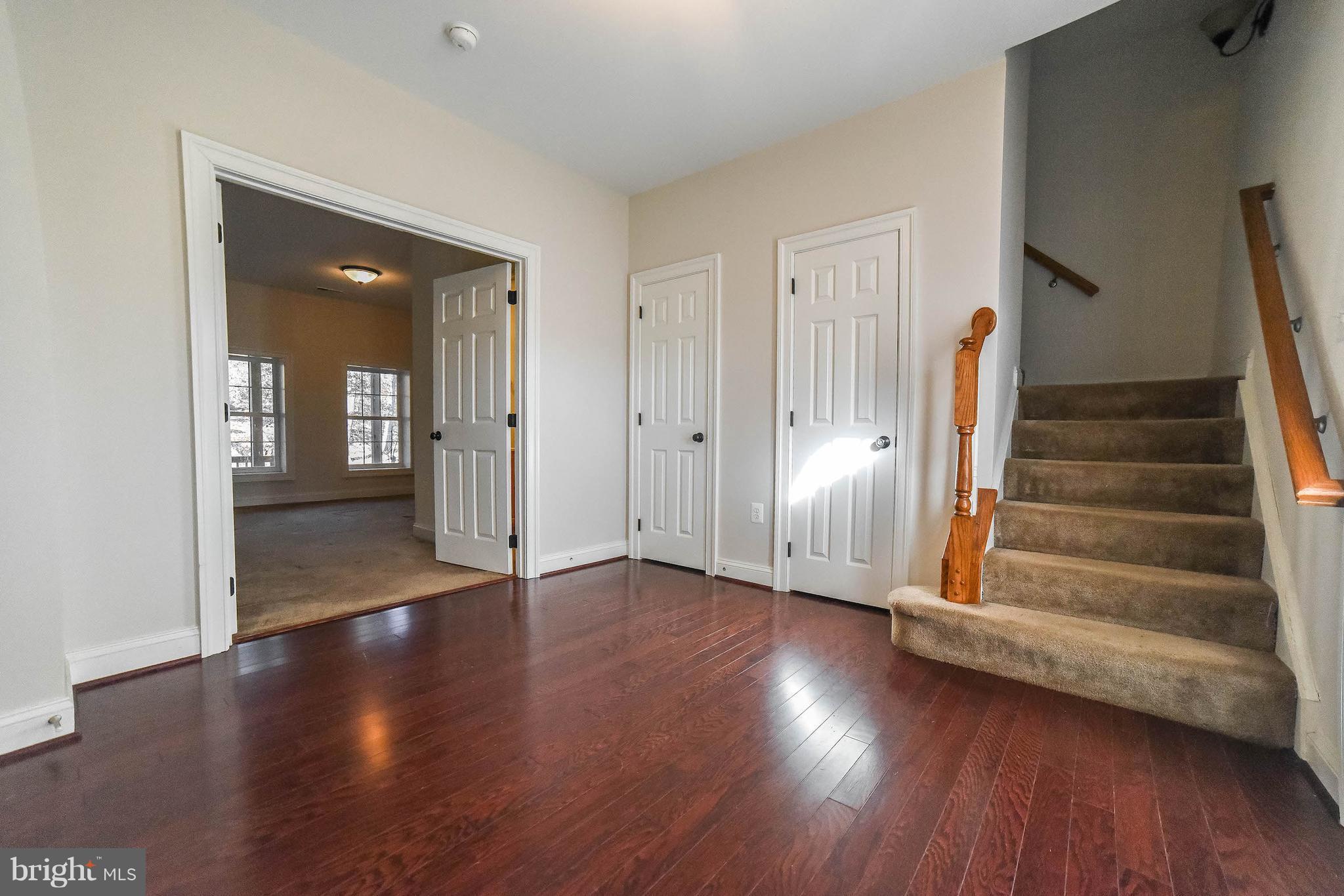 MATTINGLY AVE IND HEAD - Residential Lease