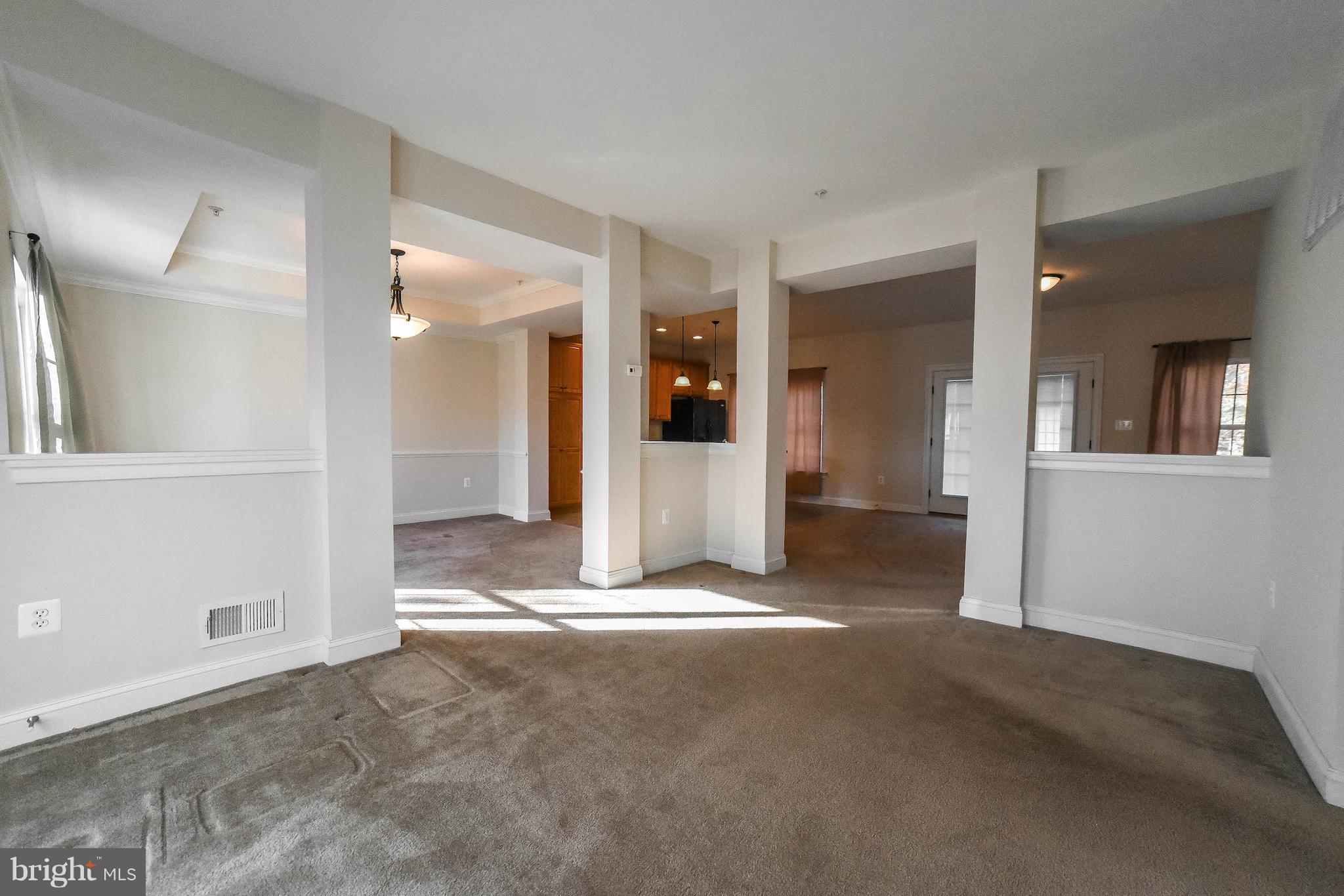 MATTINGLY AVE IND HEAD - Residential Lease