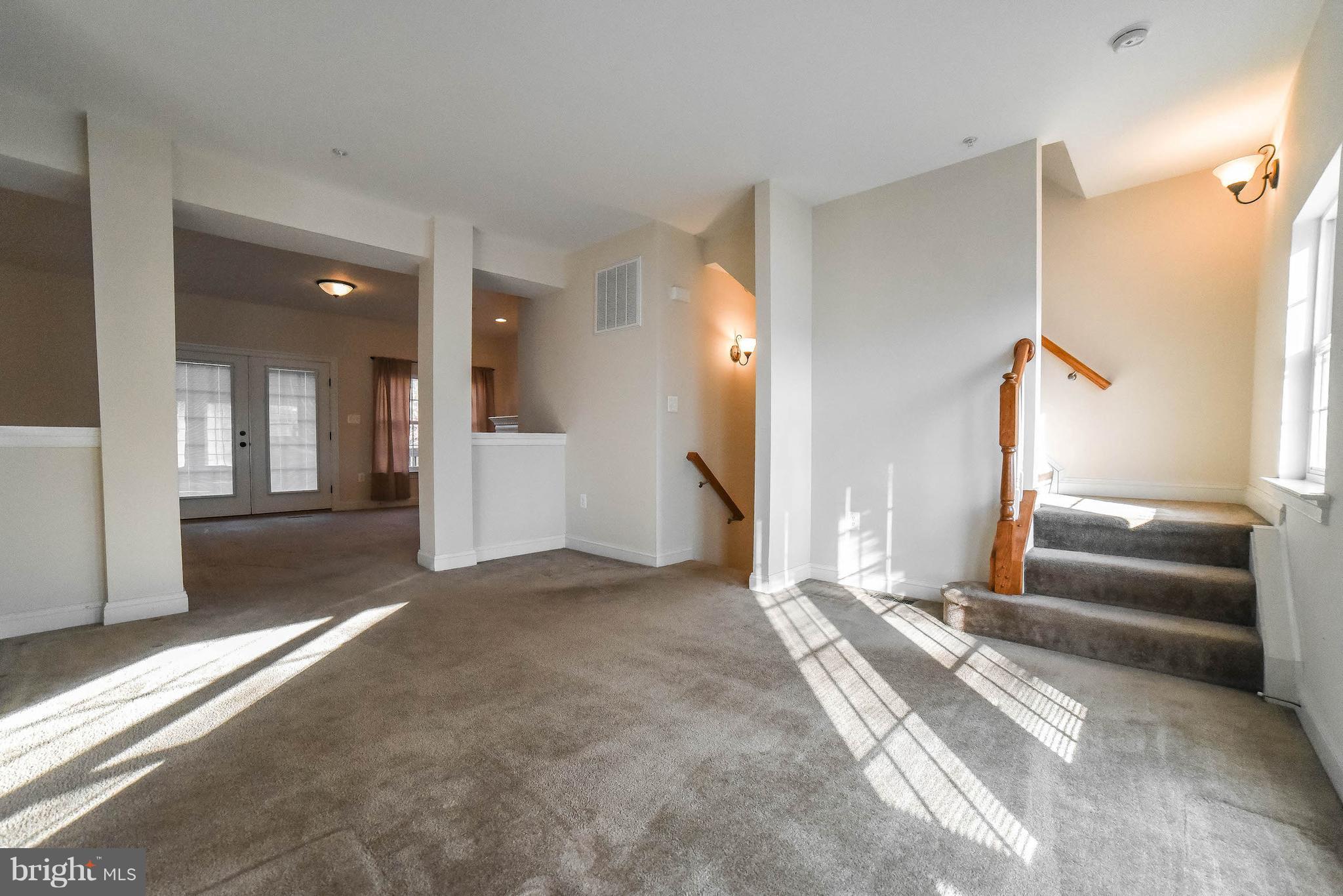 MATTINGLY AVE IND HEAD - Residential Lease