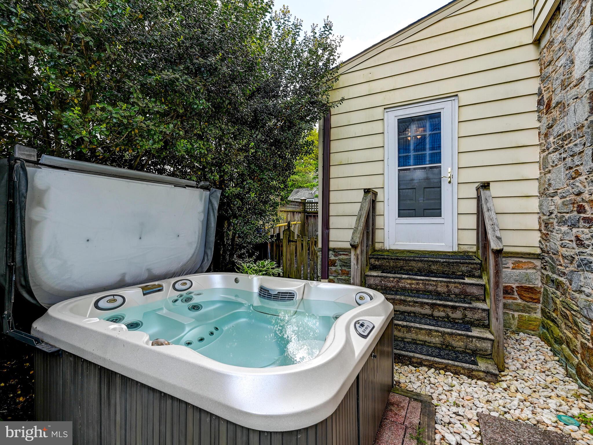 ARMAGH VILLAGE - Residential