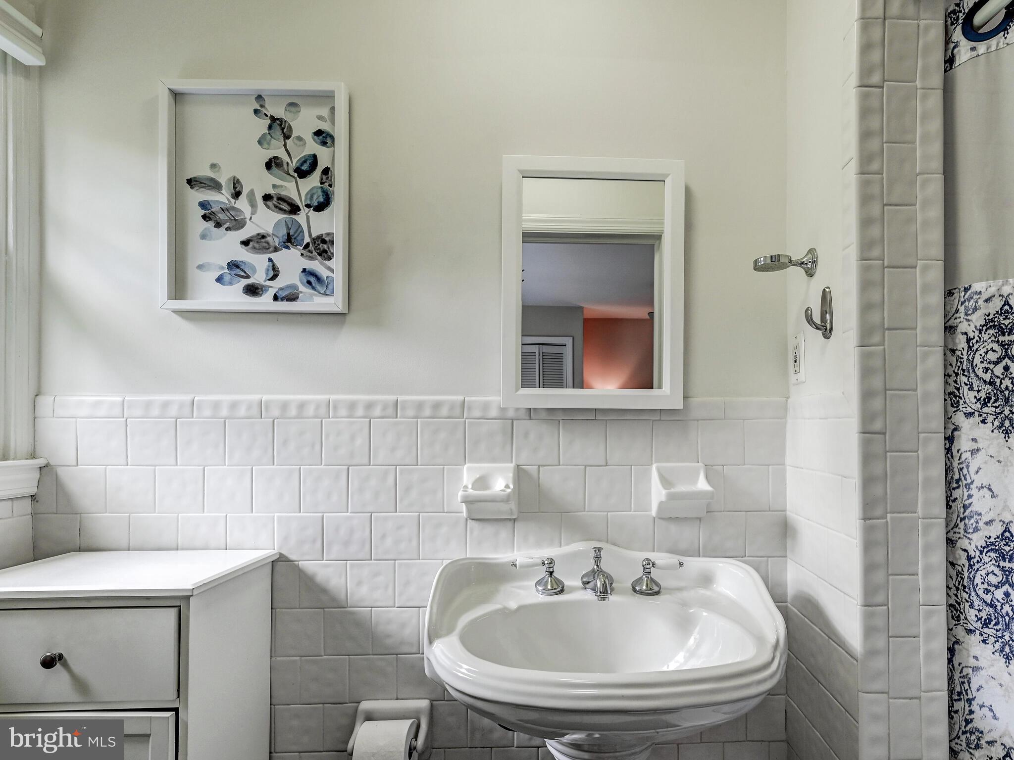 ARMAGH VILLAGE - Residential