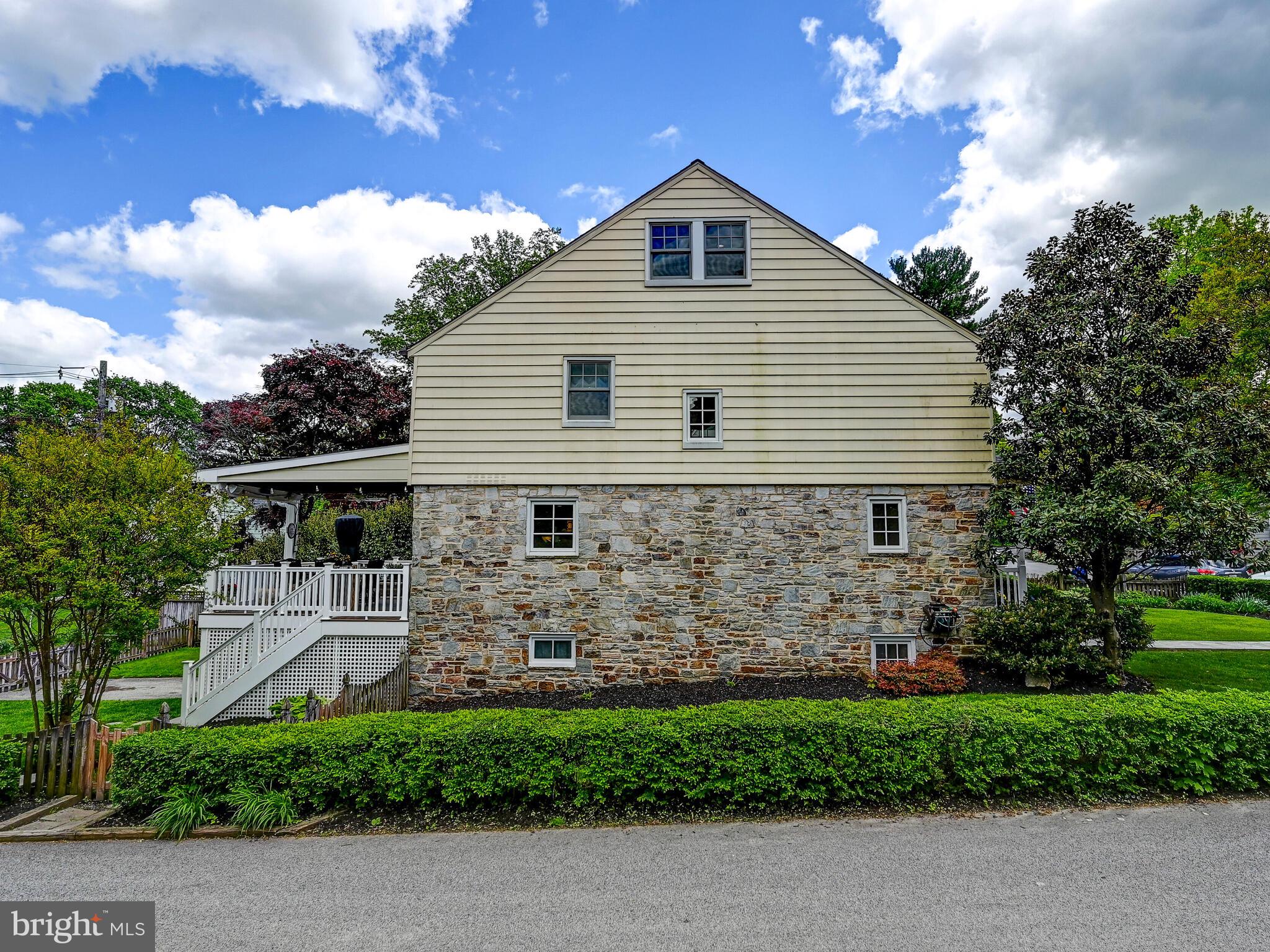 ARMAGH VILLAGE - Residential