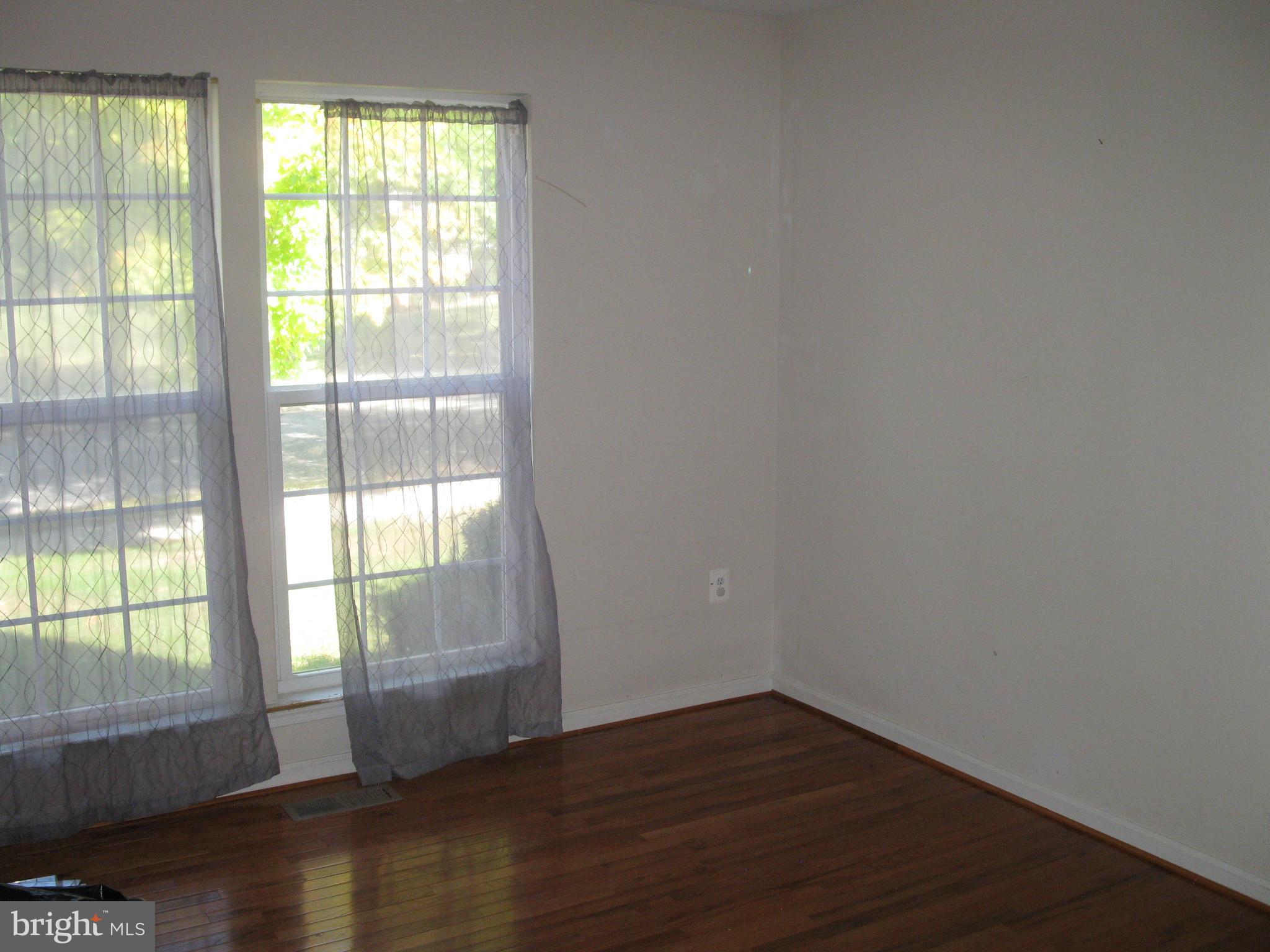 AUTUMN HILLS - Residential