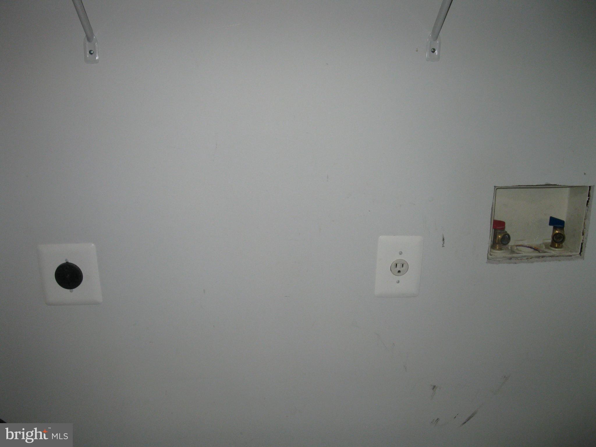 AUTUMN HILLS - Residential